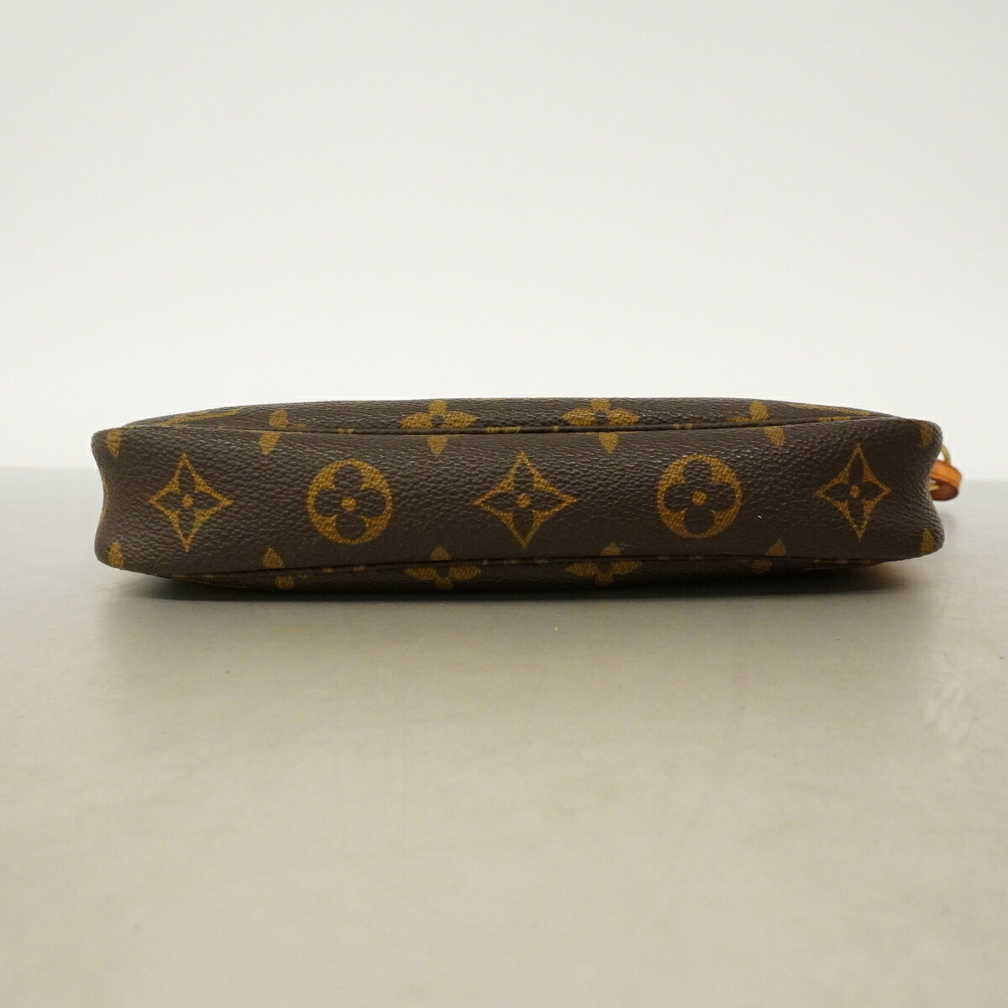 Louis Vuitton Brown Pouch (Pre-Owned)
