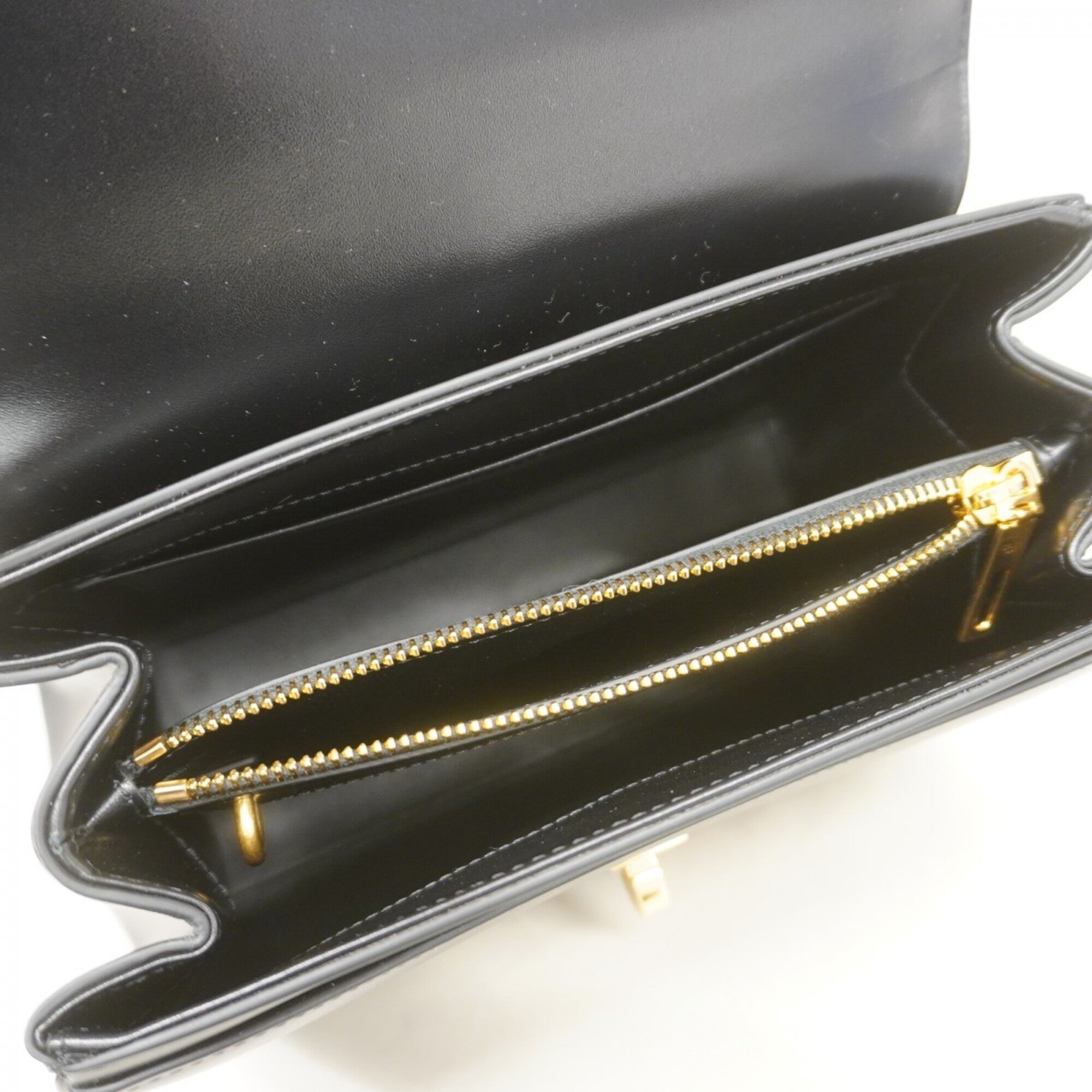 Celine Black Leather Handbag (Pre-Owned)