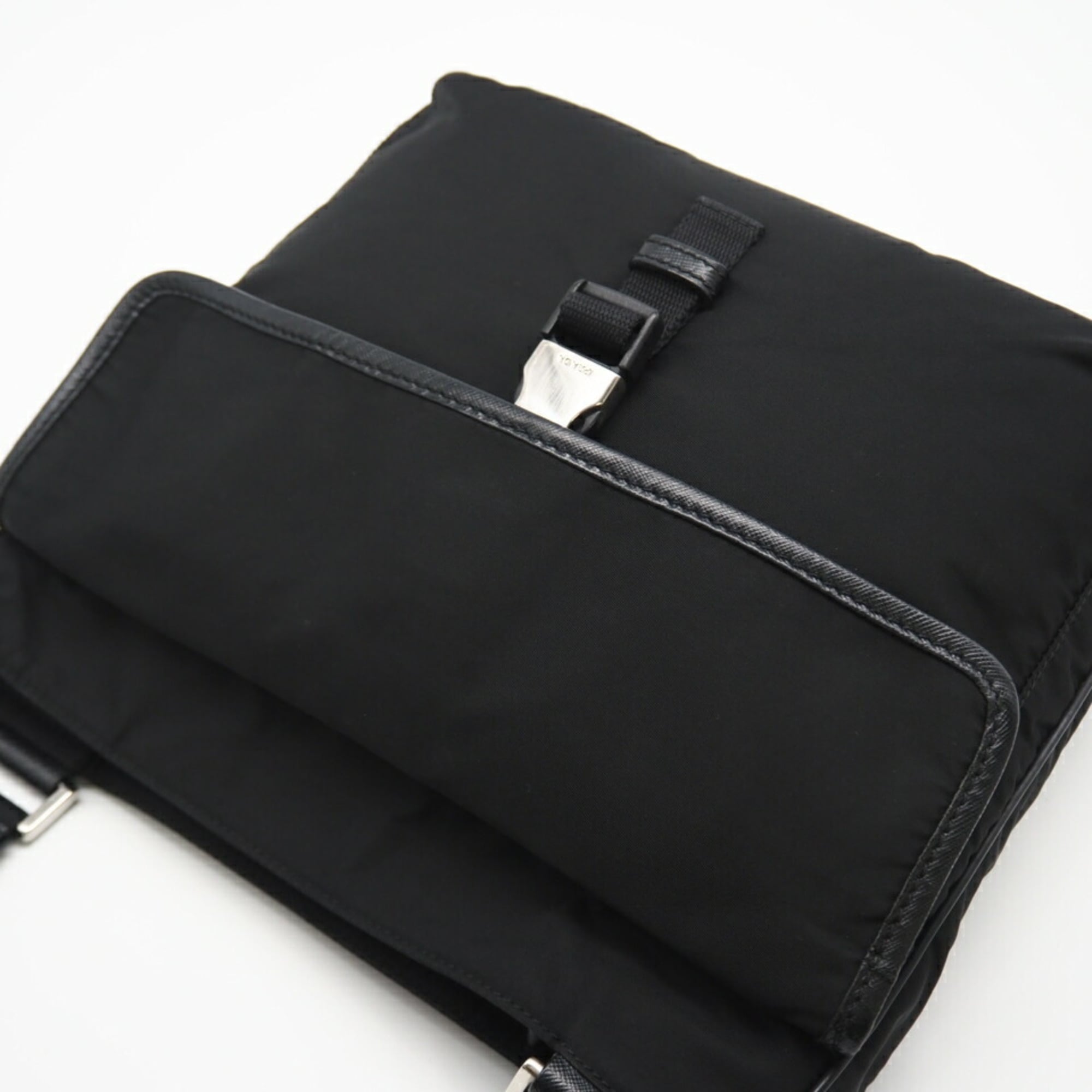 Prada Black Nero Nylon Leather Shoulder Bag (Pre-Owned)