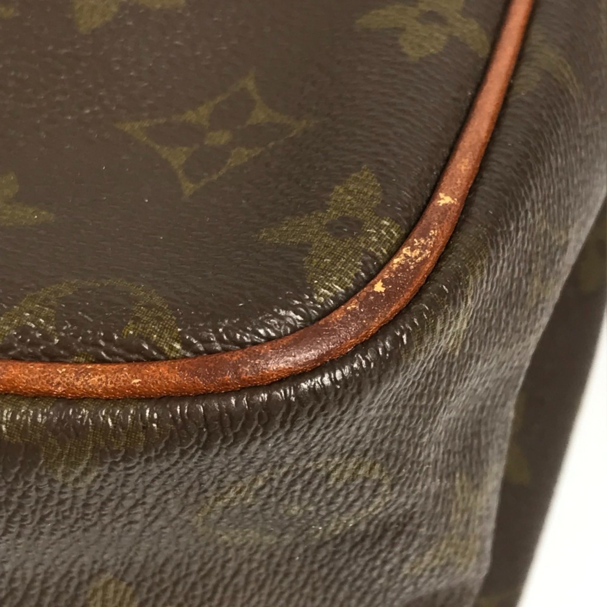 Louis Vuitton Brown Monogram Canvas Pochette Shoulder Bag (Pre-Owned)