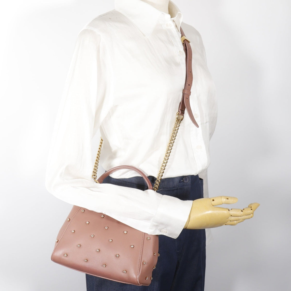 Fendi Peekaboo Pink Leather Handbag (Pre-Owned)