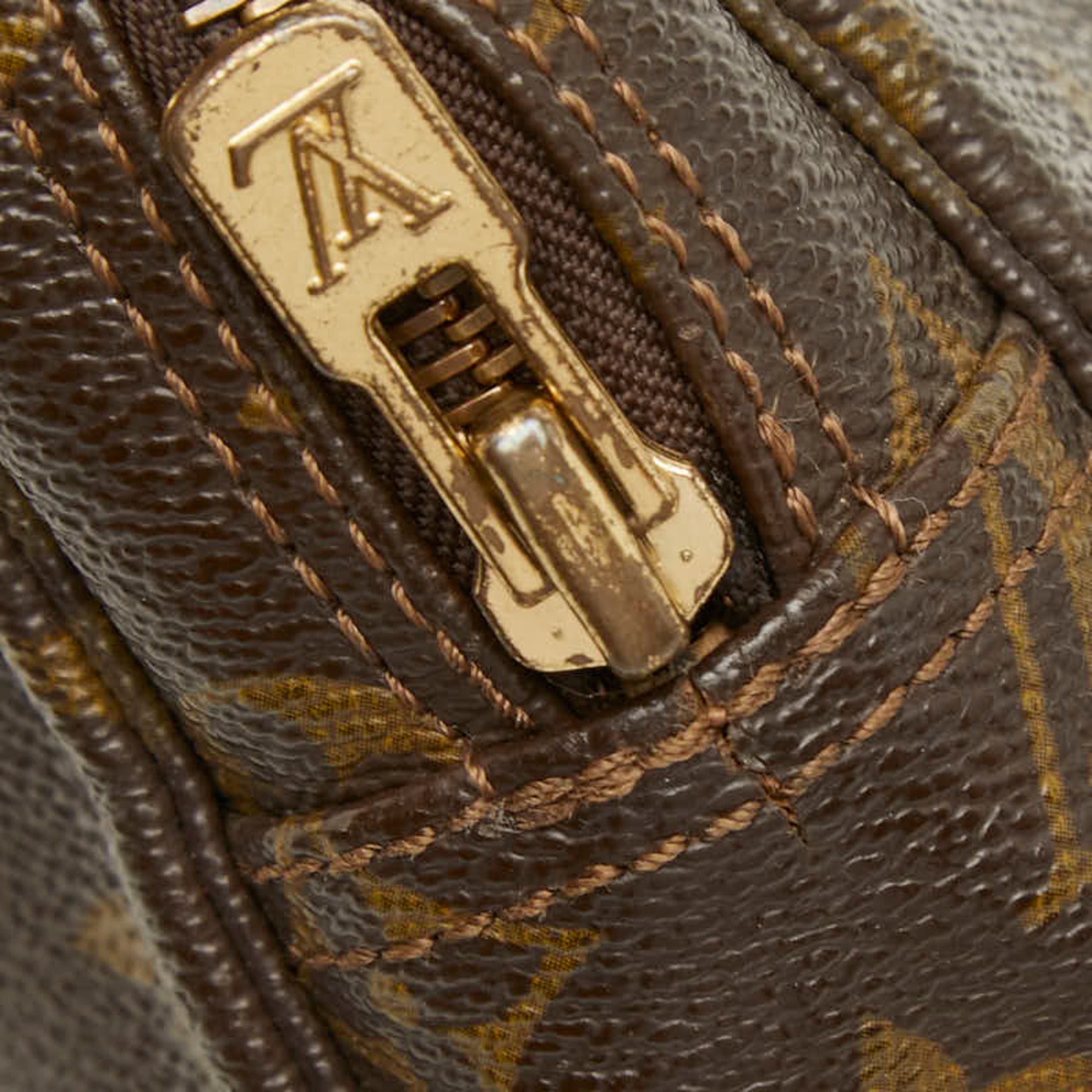 Louis Vuitton Brown Monogram Monogram Clutch Bag Handbag Pouch (Pre-Owned)