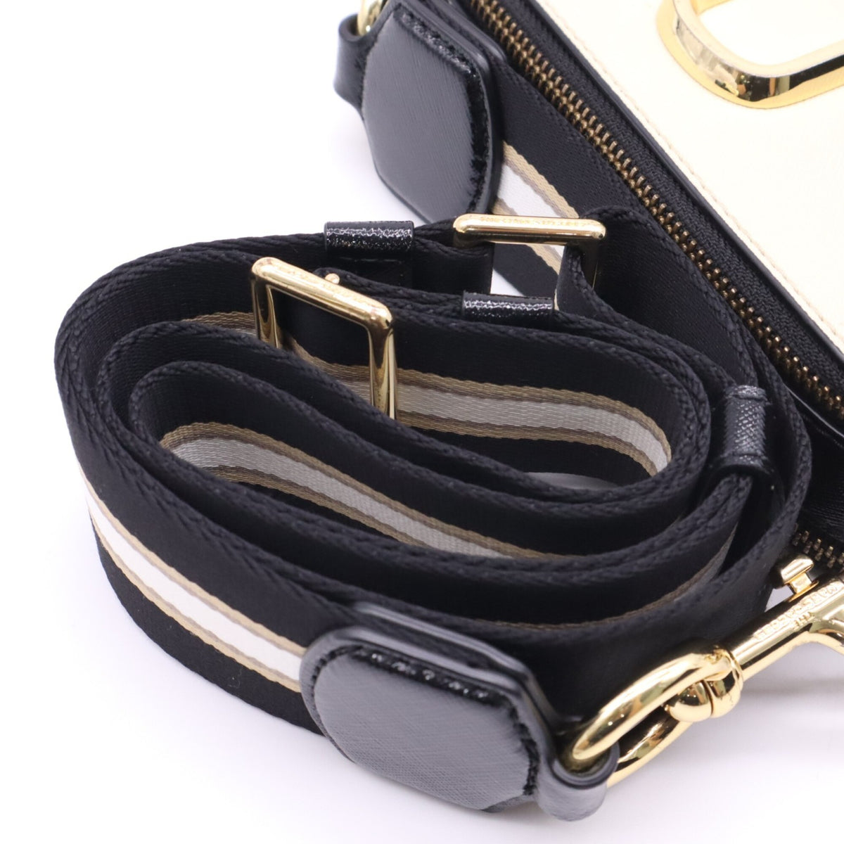 Marc Jacobs Black Cream Shoulder Bag (Pre-Owned)