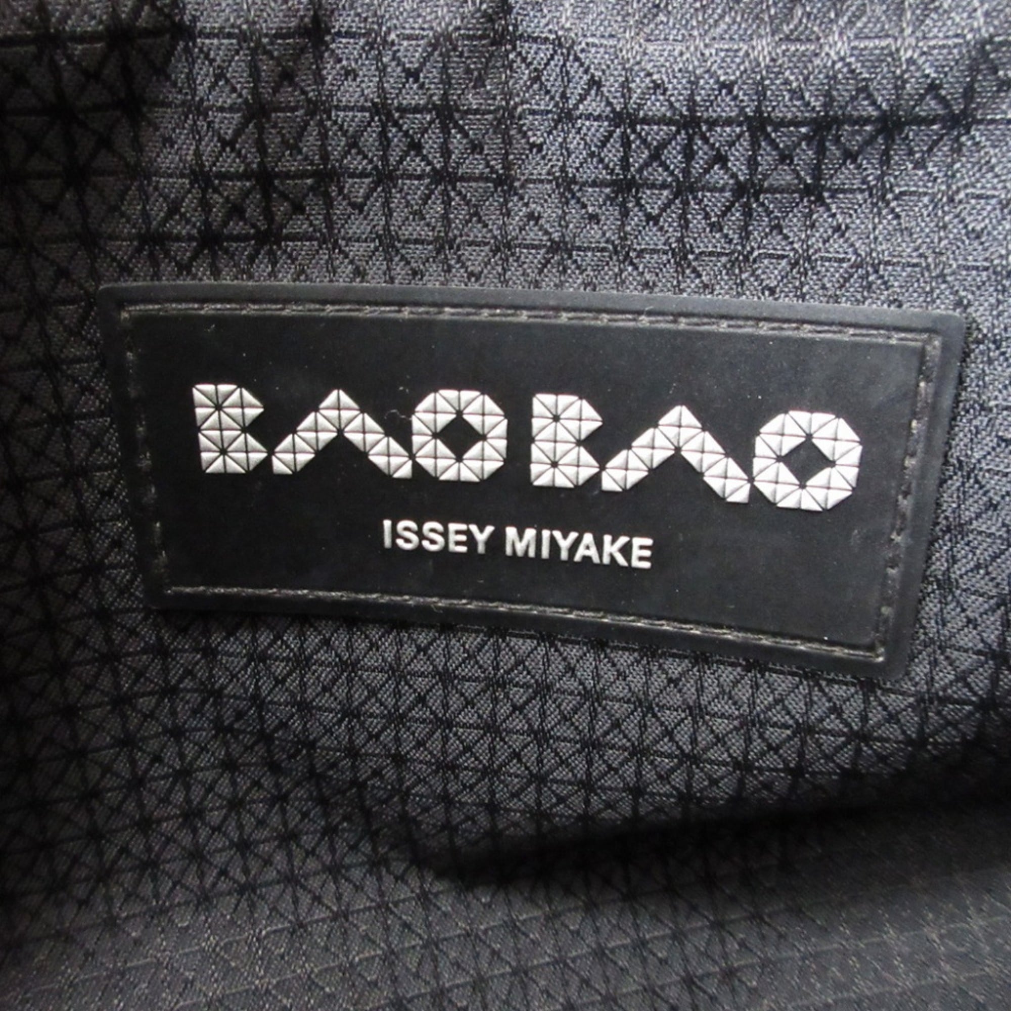 Issey Miyake Silver Pvc Clutch Bag Pouch (Pre-Owned)
