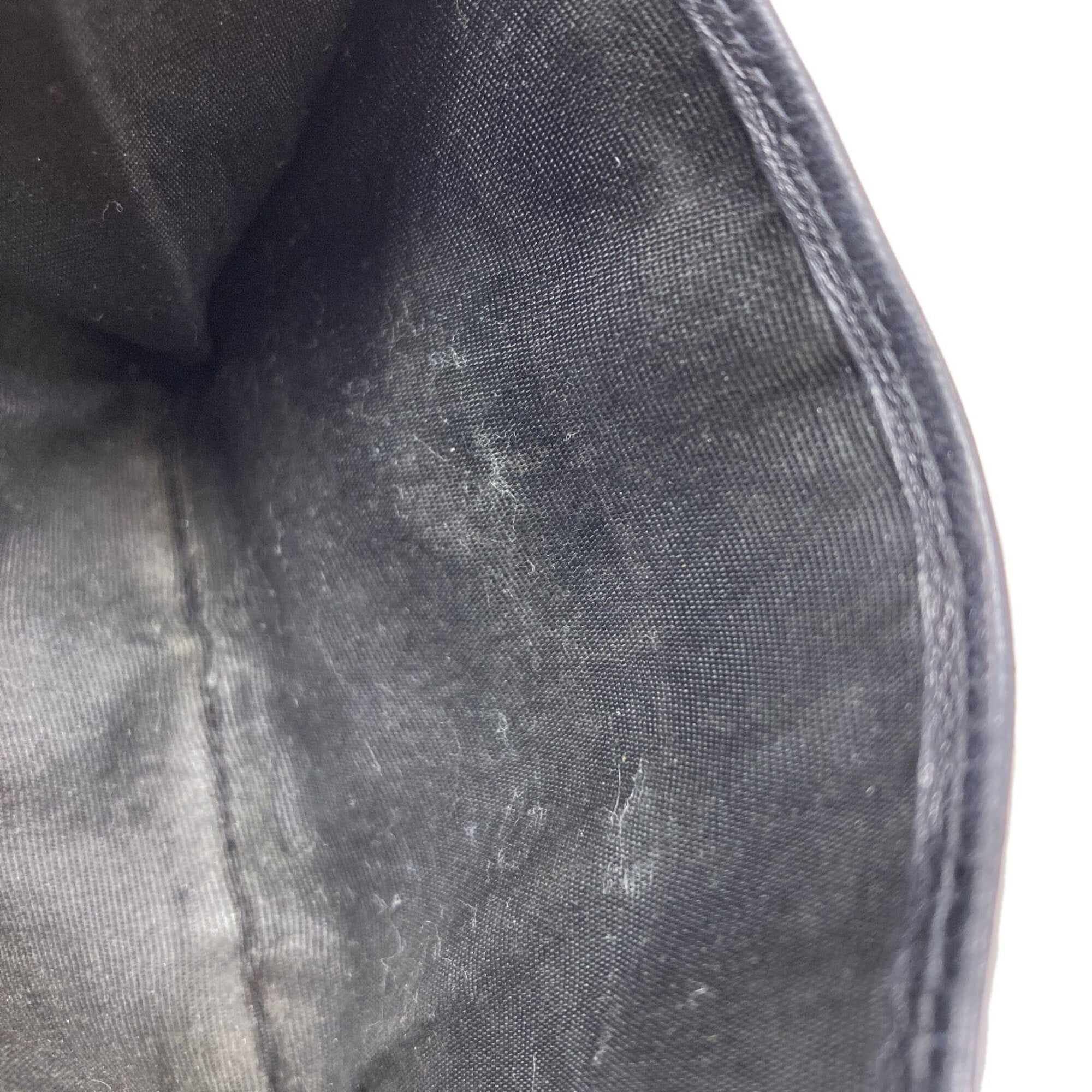 Chanel Black Leather (Pre-Owned)