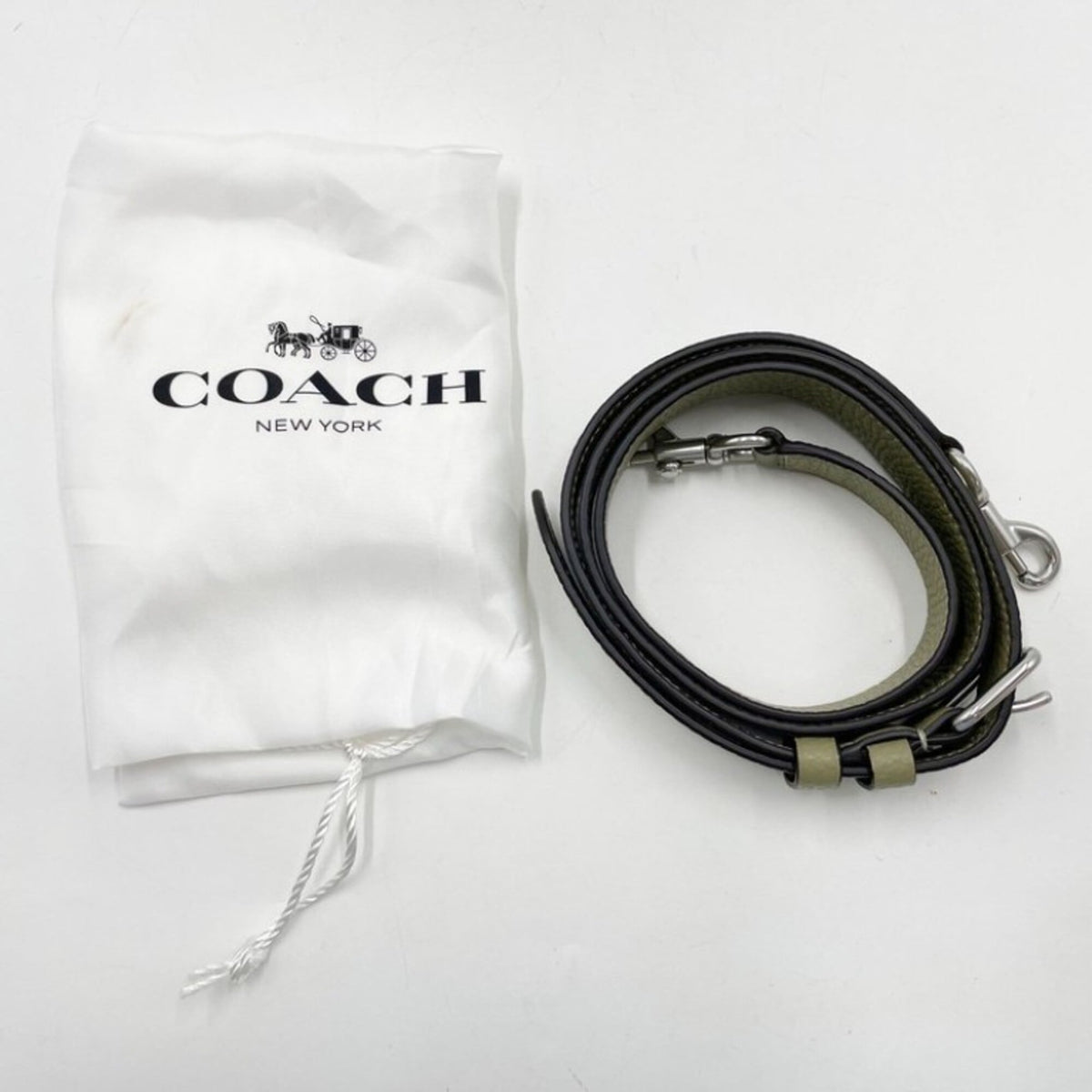 Coach Green Leather Shoulder Bag Sling Bag (Pre-Owned)