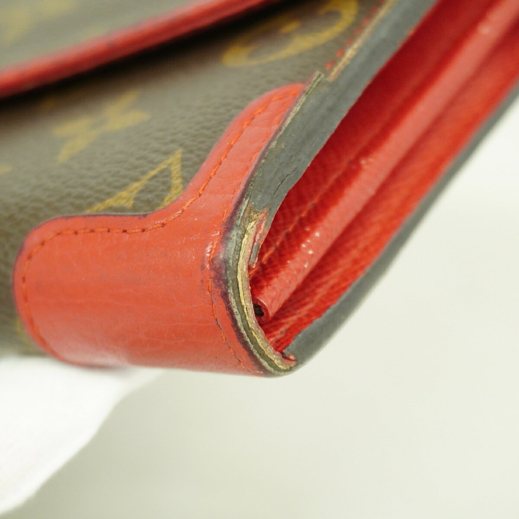 Louis Vuitton Cerise Long Wallet (Bi-Fold) (Pre-Owned)