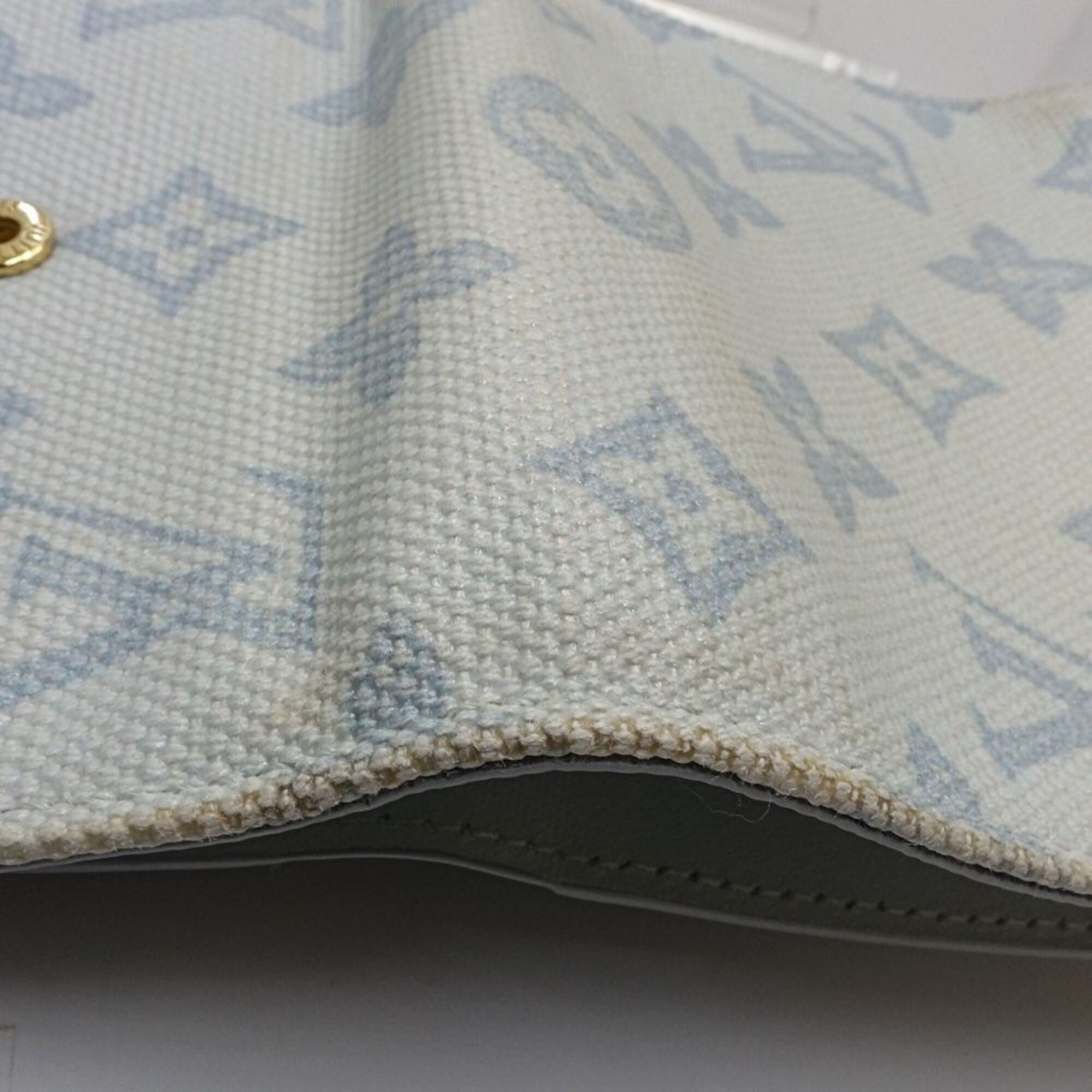 Louis Vuitton Monogram Canvas Leather Wallet (Tri-Fold) (Pre-Owned)