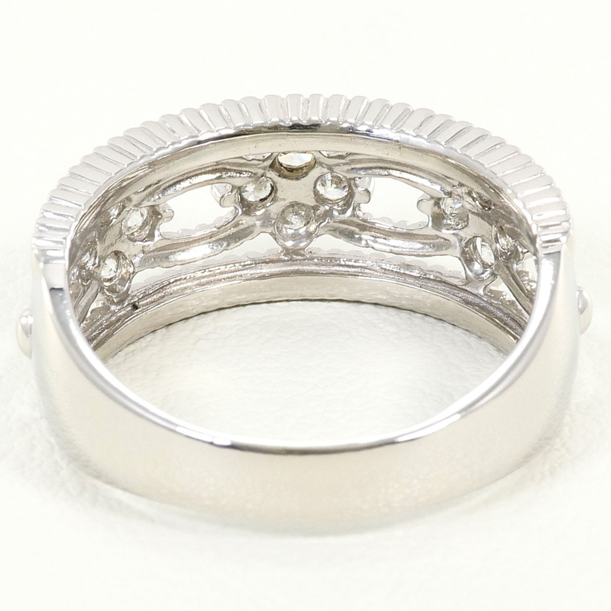 Unbranded Platinum Platinum 900 Band Ring (Pre-Owned)