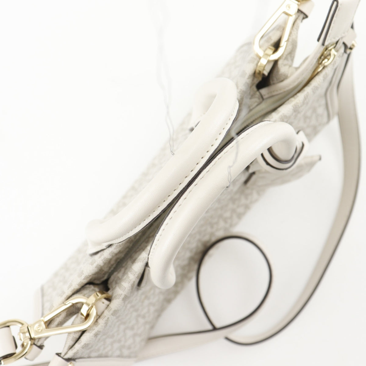 Michael Kors White Pvc Handbag (Pre-Owned)
