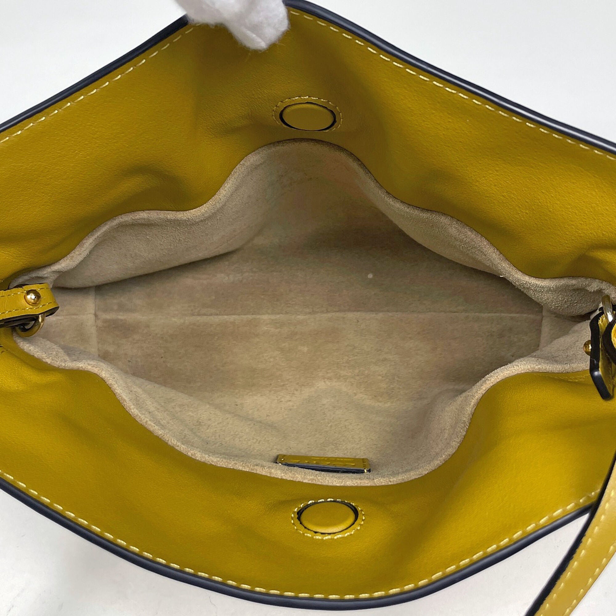 Loewe Flamenco Yellow Leather Shoulder Bag (Pre-Owned)