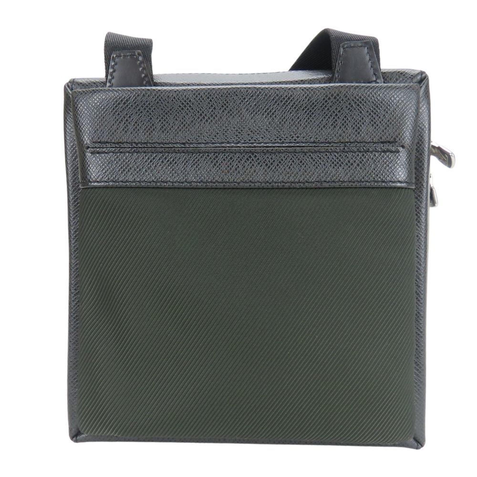 Louis Vuitton Ardoise Moss Green Taiga Leather Shoulder Bag (Pre-Owned)