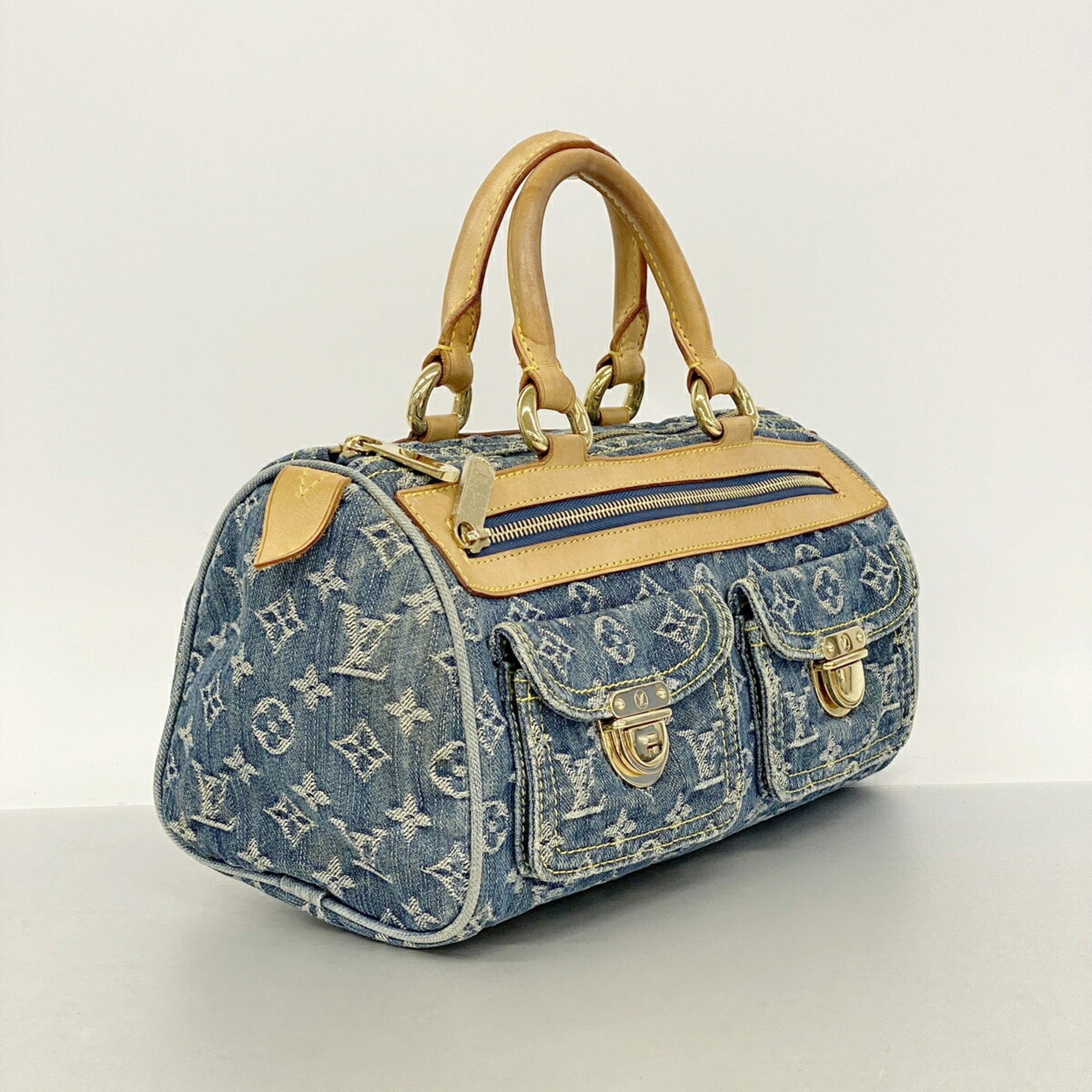 Louis Vuitton Blue Handbag (Pre-Owned)