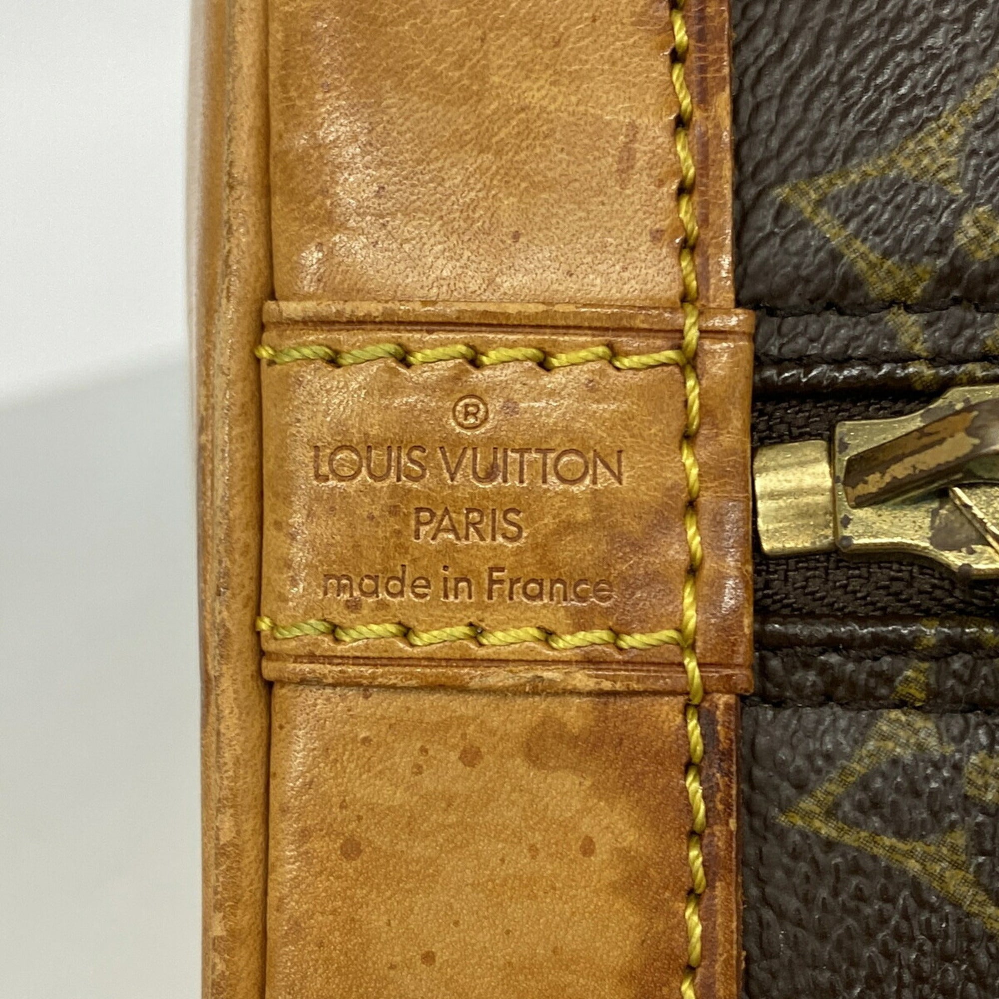Louis Vuitton Brown Handbag (Pre-Owned)