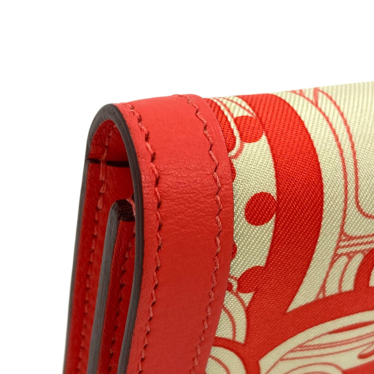 Hermes Beige Red Color Silk Wallet (Bi-Fold) (Pre-Owned)