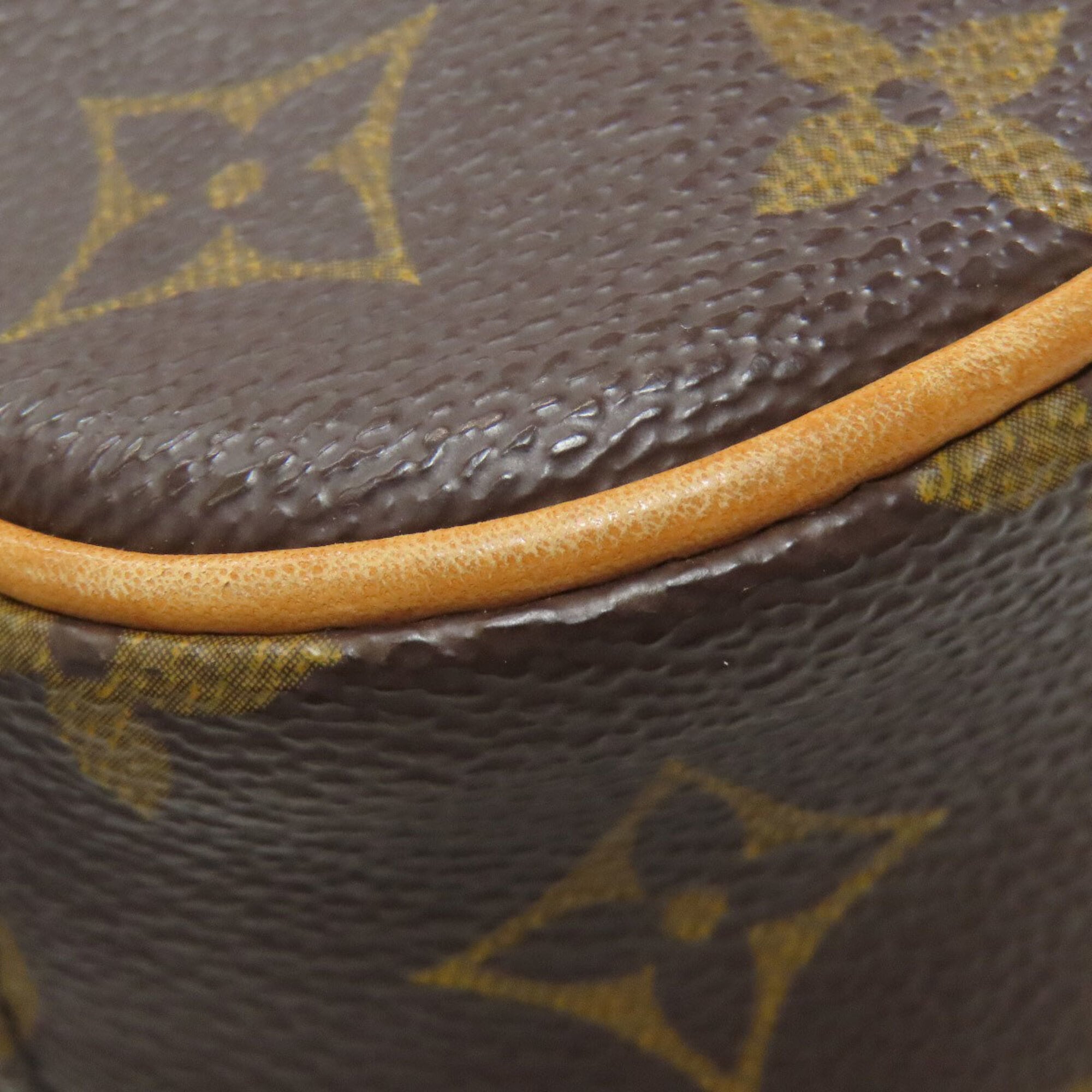 Louis Vuitton Monogram Monogram Pochette Sling Bag (Pre-Owned)