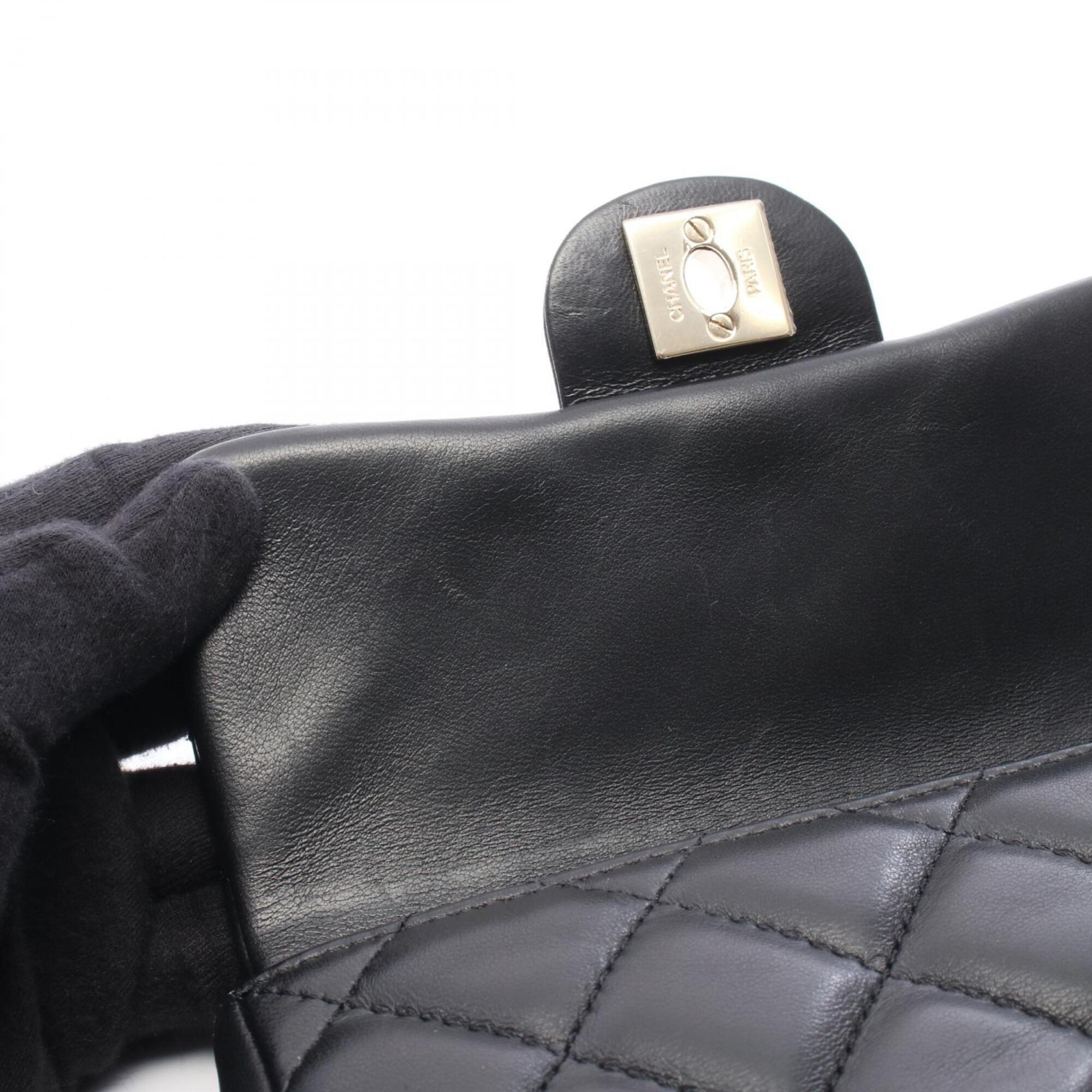 Chanel Black Leather Handbag Shoulder Bag (Pre-Owned)
