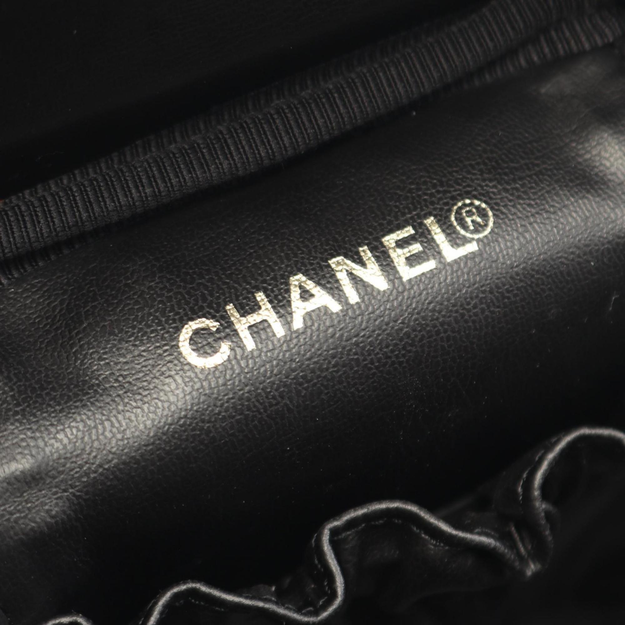 Chanel Black Leather Handbag (Pre-Owned)