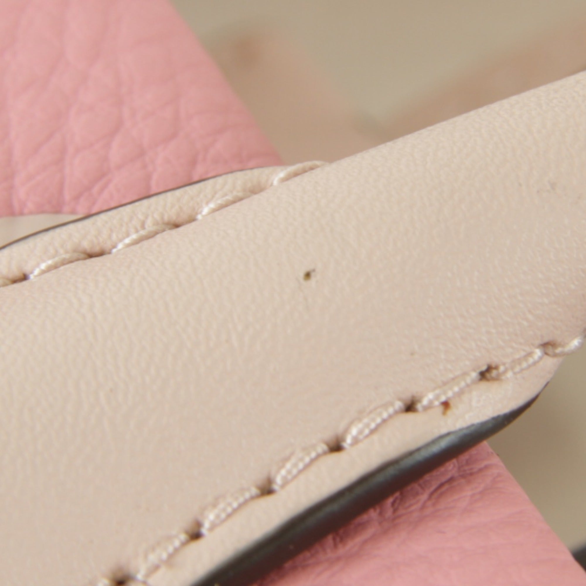 Michael Kors Pink Leather Shoulder Bag (Pre-Owned)
