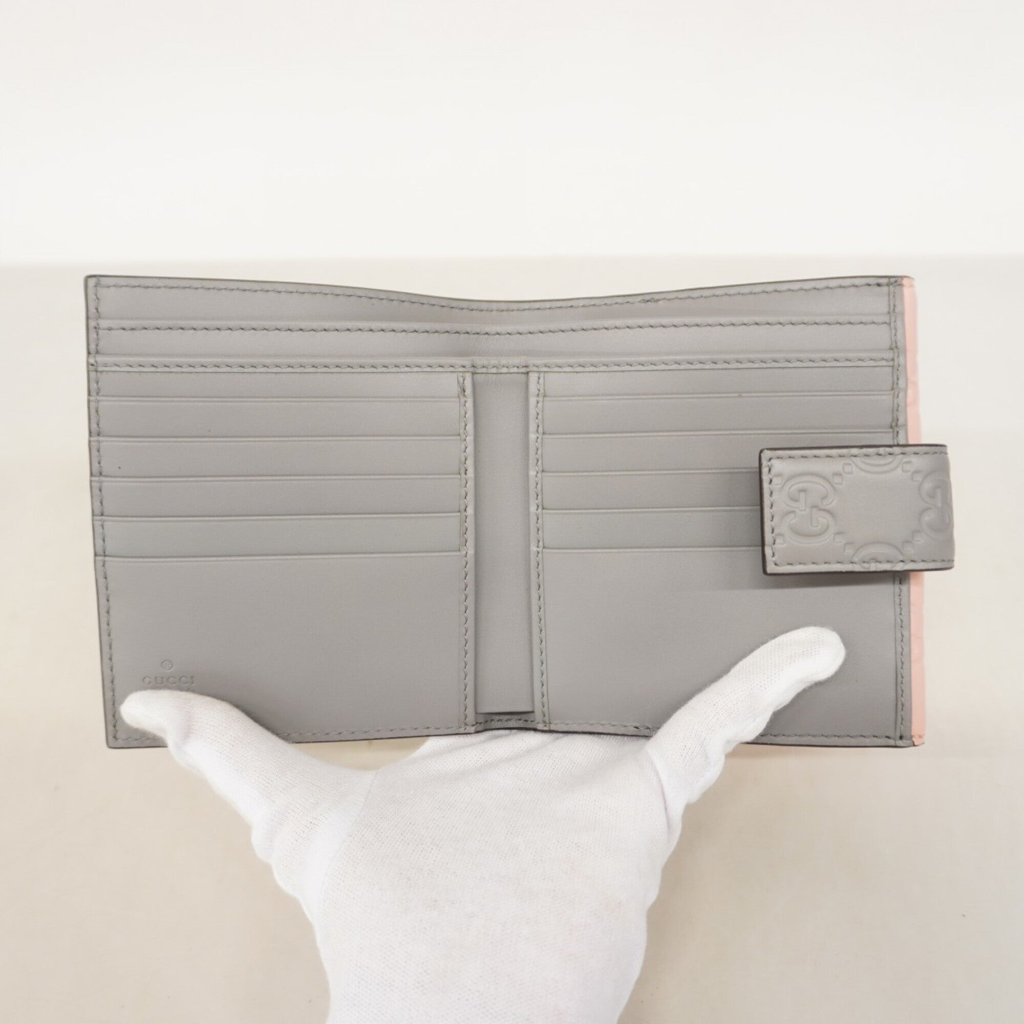 Gucci Gray Pink Leather Wallet (Bi-Fold) (Pre-Owned)
