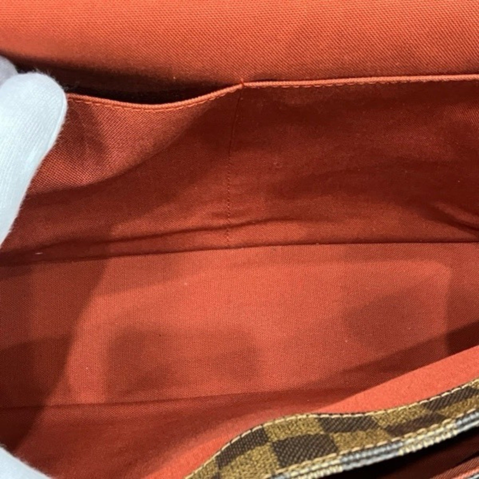 Louis Vuitton Brown Handbag Messenger Bag Shoulder Bag (Pre-Owned)