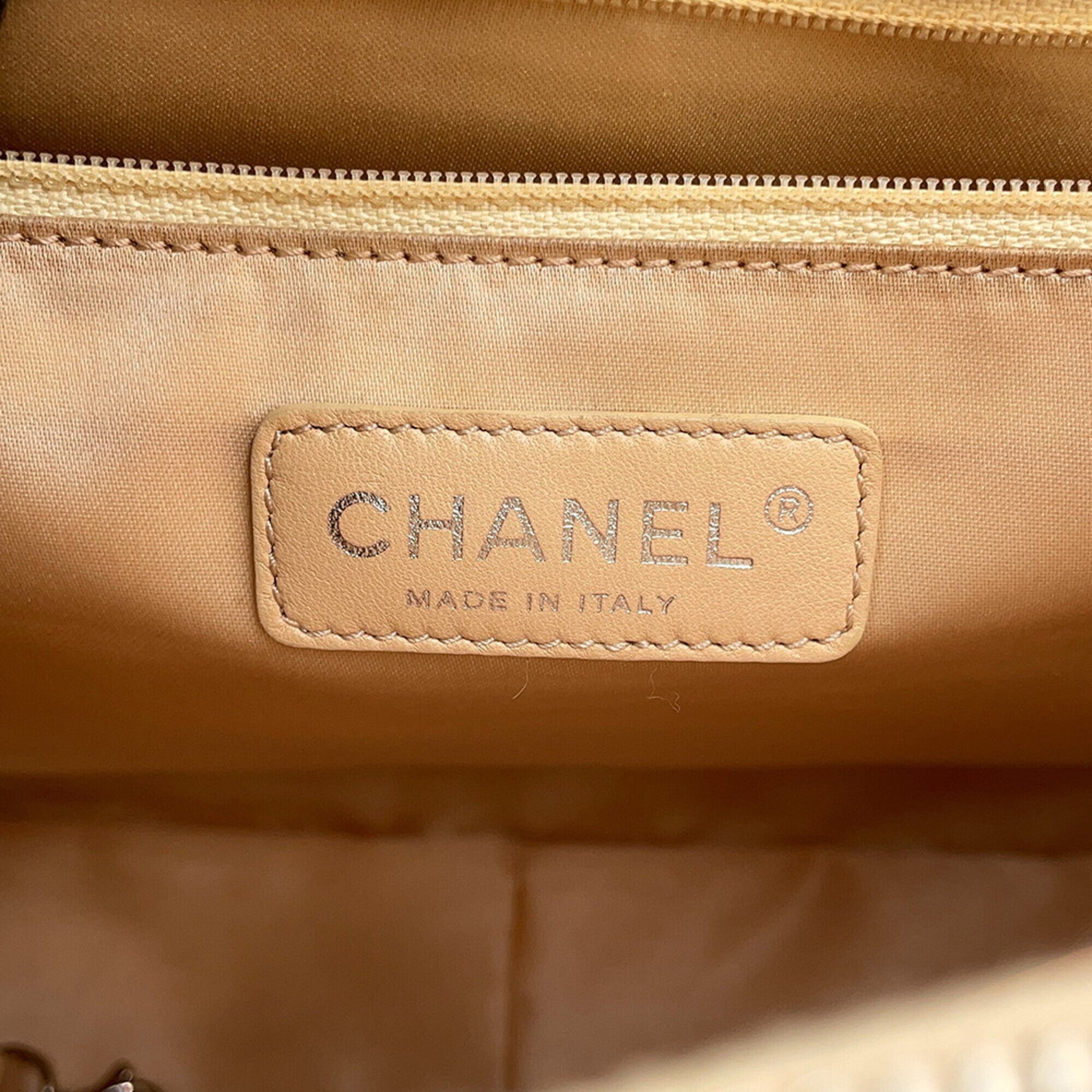 Chanel Beige Grained Calfskin Handbag (Pre-Owned)