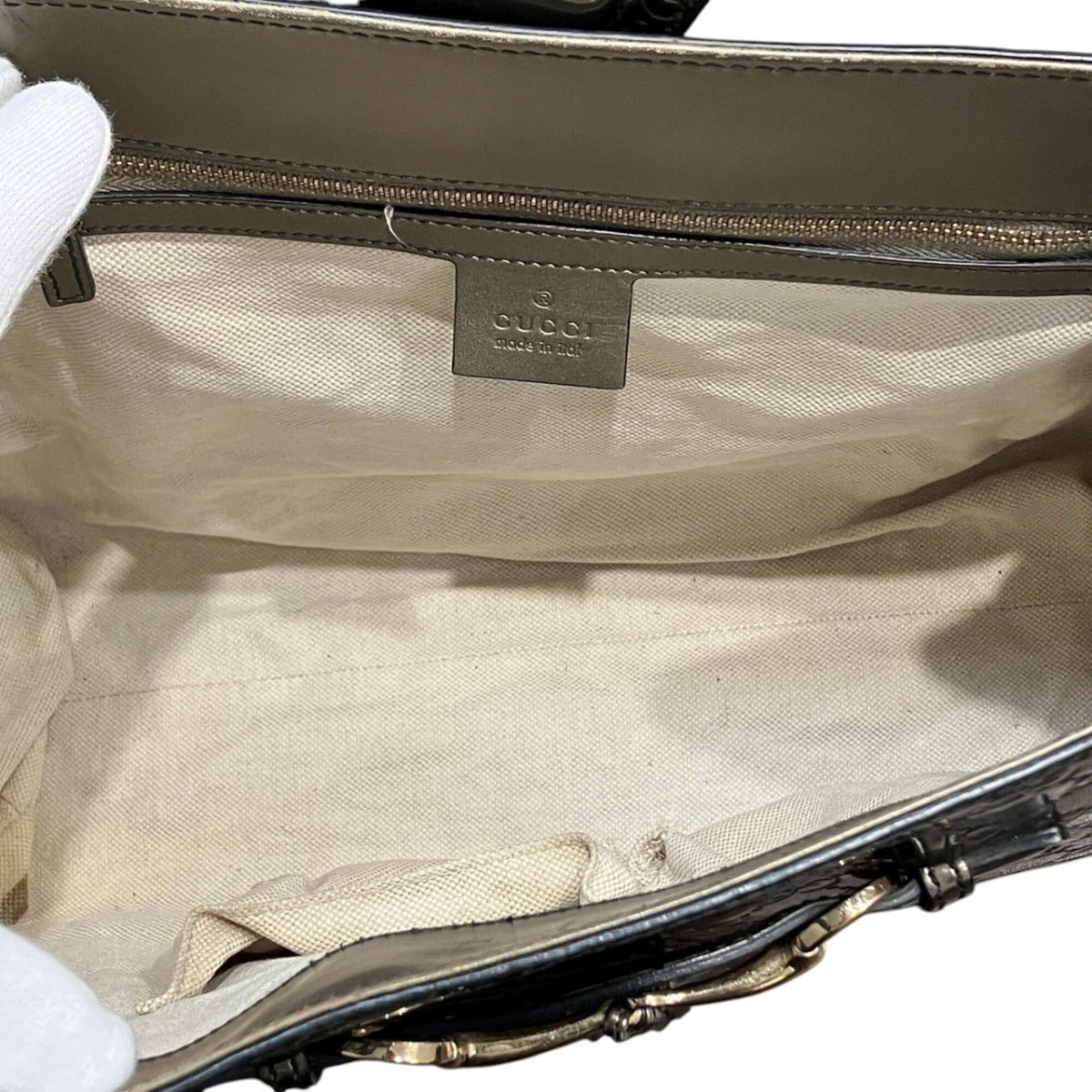 Gucci Gray Silver Leather Shoulder Bag (Pre-Owned)