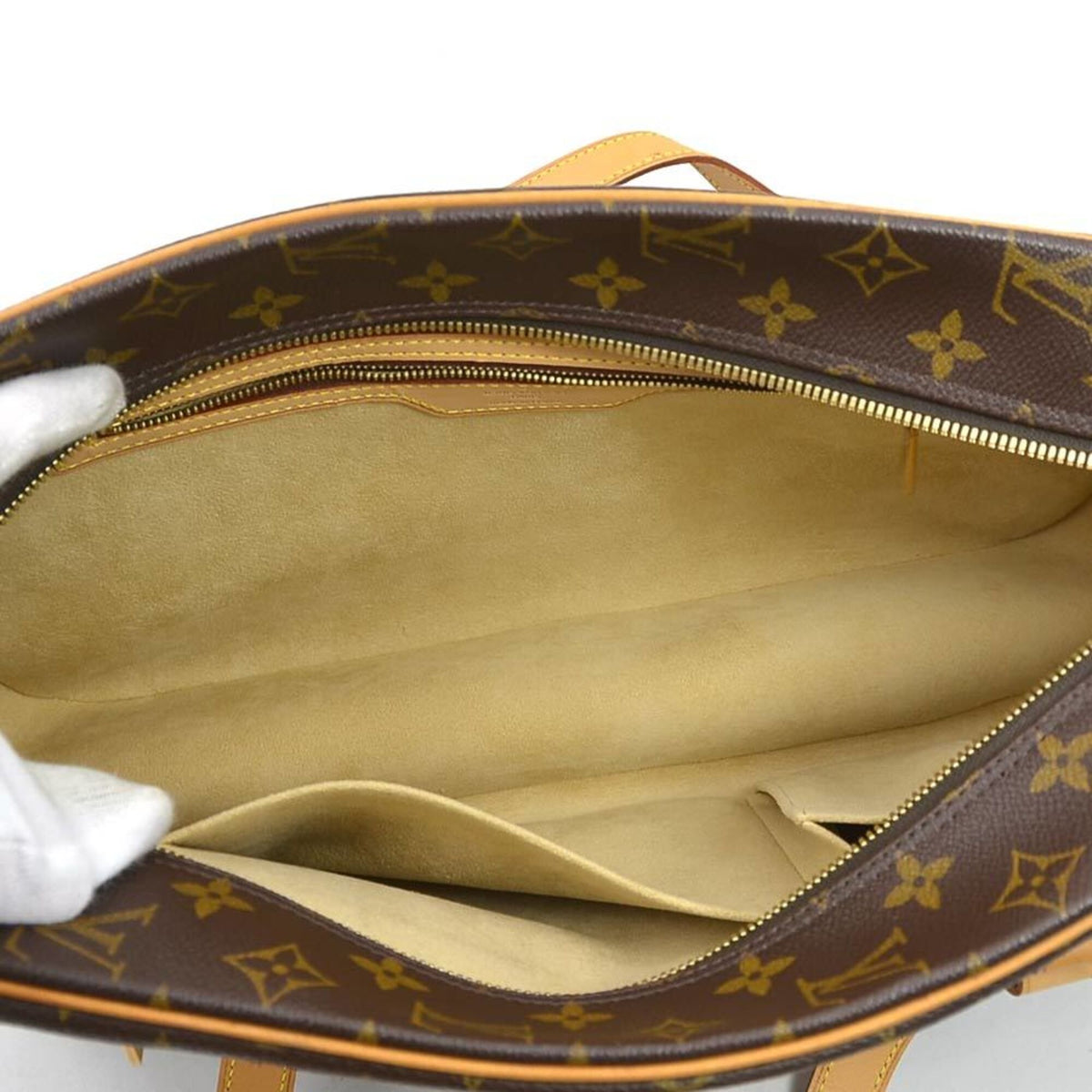 Louis Vuitton Brown Monogram Monogram Shoulder Bag (Pre-Owned)