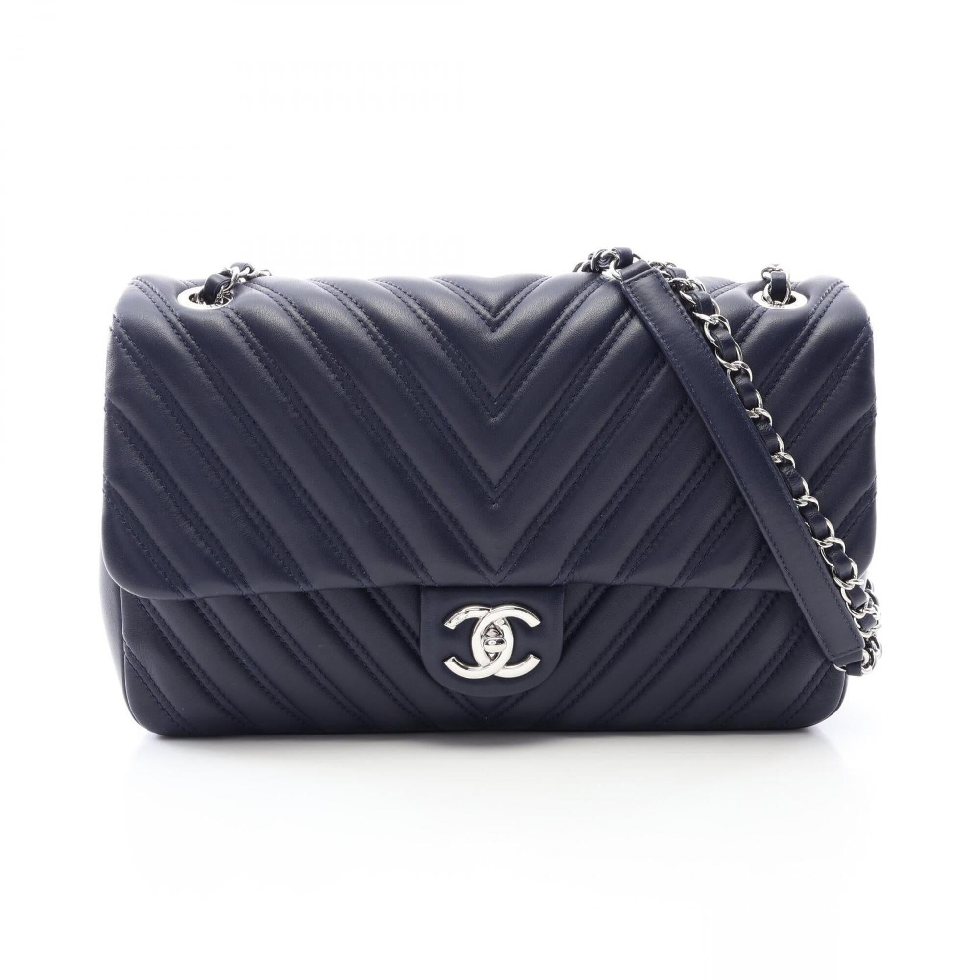 Chanel Navy Leather Handbag Shoulder Bag (Pre-Owned)