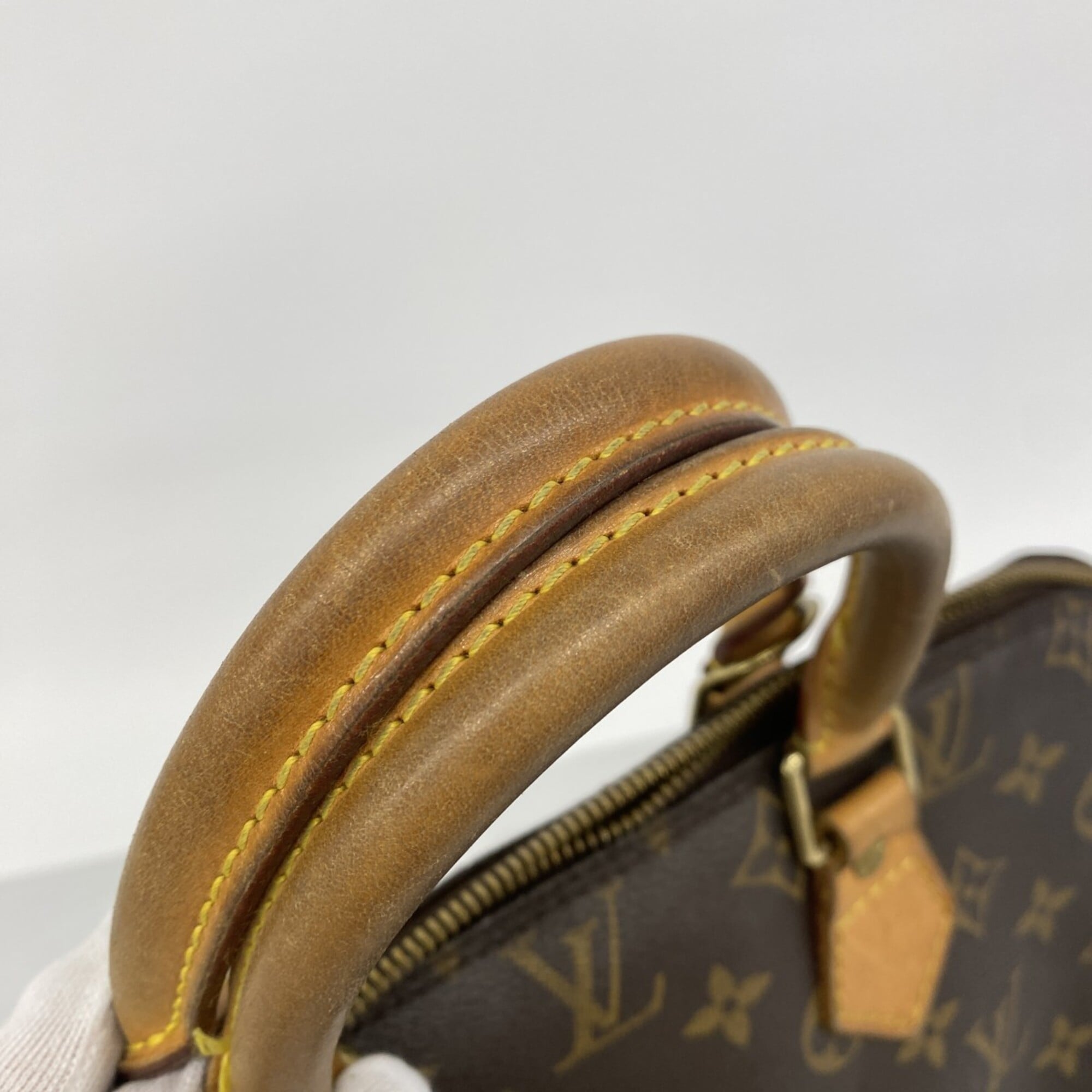 Louis Vuitton Brown Handbag (Pre-Owned)