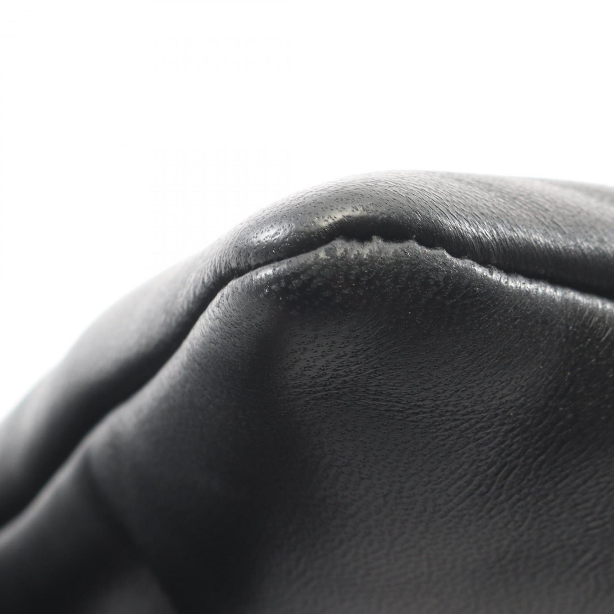Yves Saint Laurent Black Leather Clutch Bag Pouch (Pre-Owned)