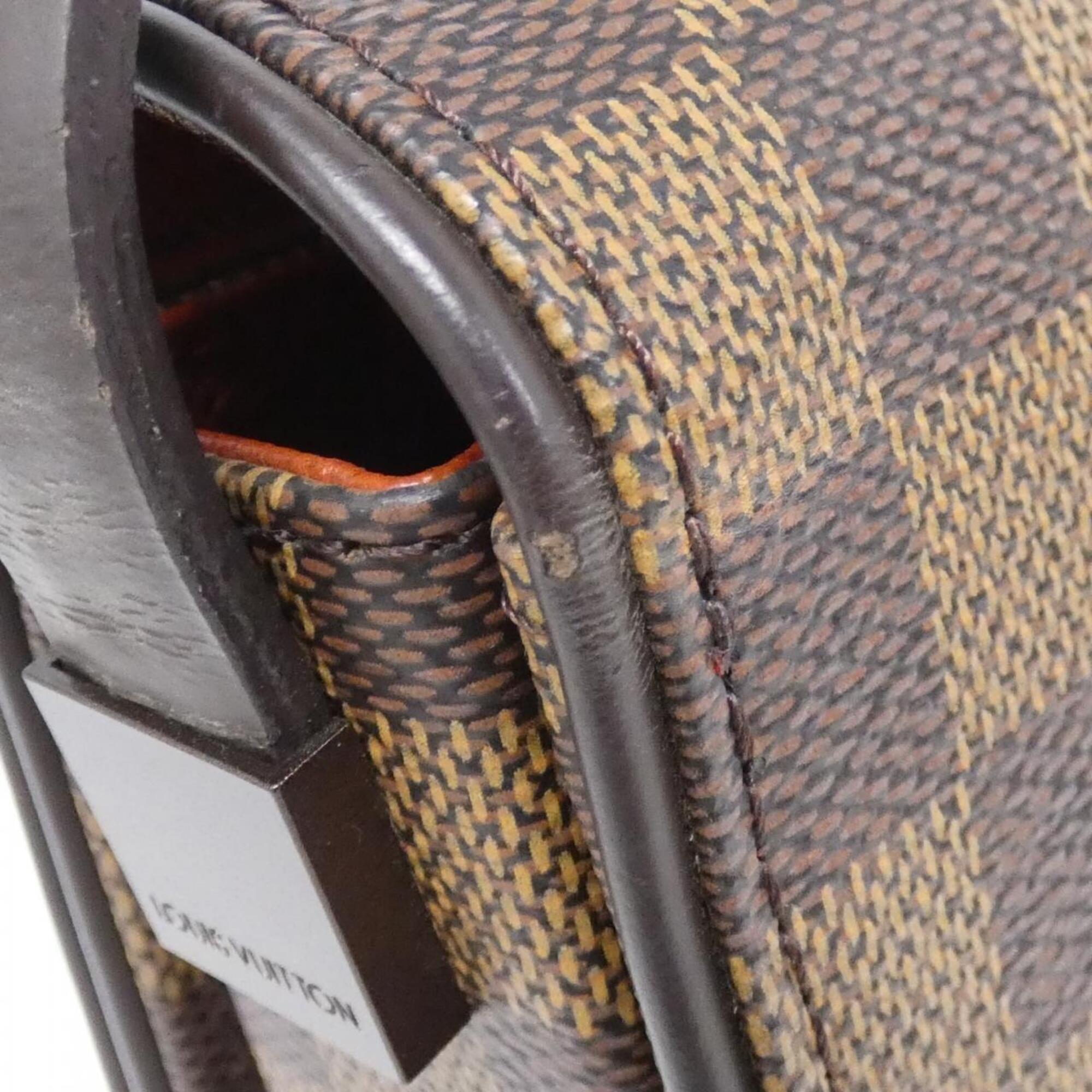 Louis Vuitton Brown Coated Canvas Shoulder Bag (Pre-Owned)