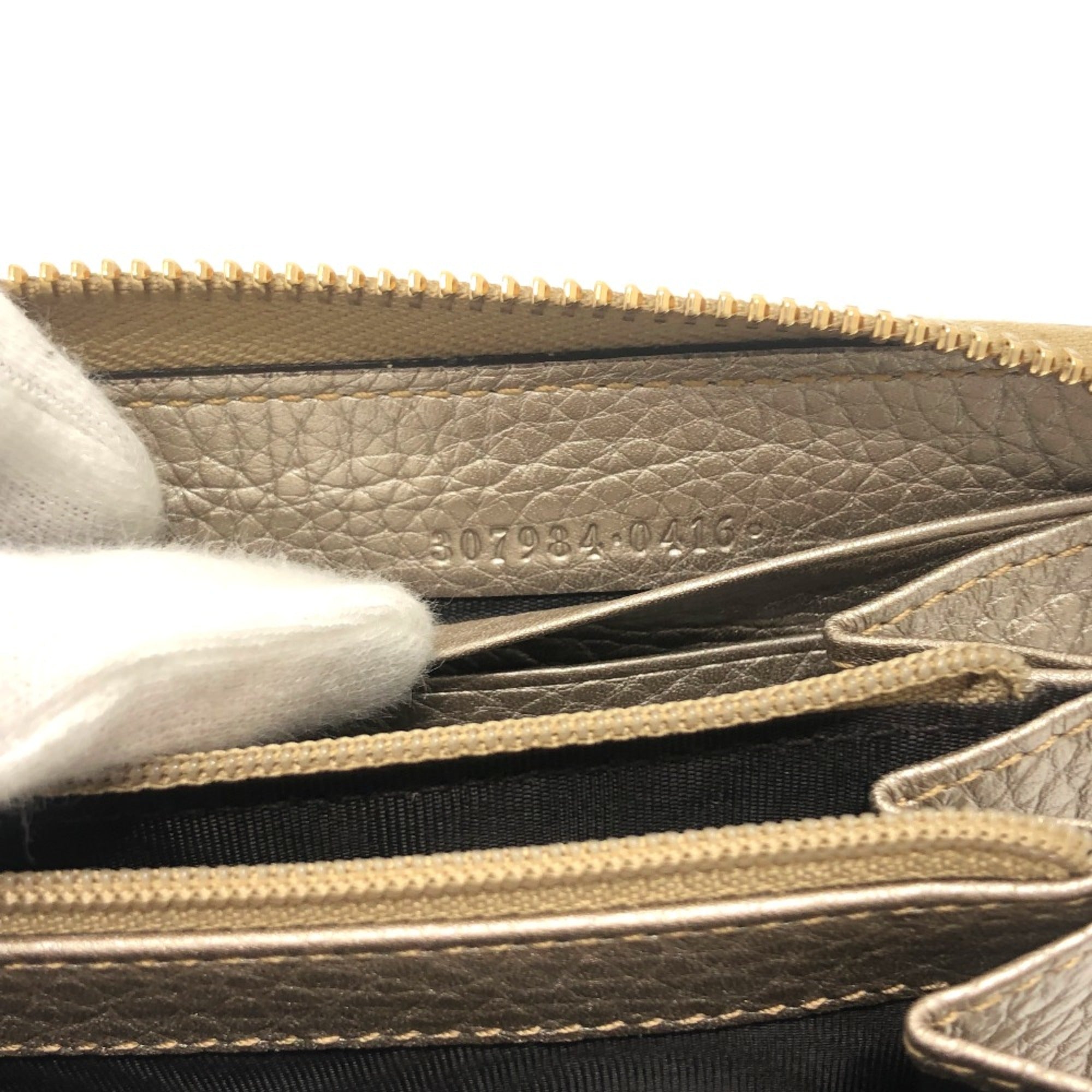 Gucci Gold Leather Long Wallet (Bi-Fold) (Pre-Owned)