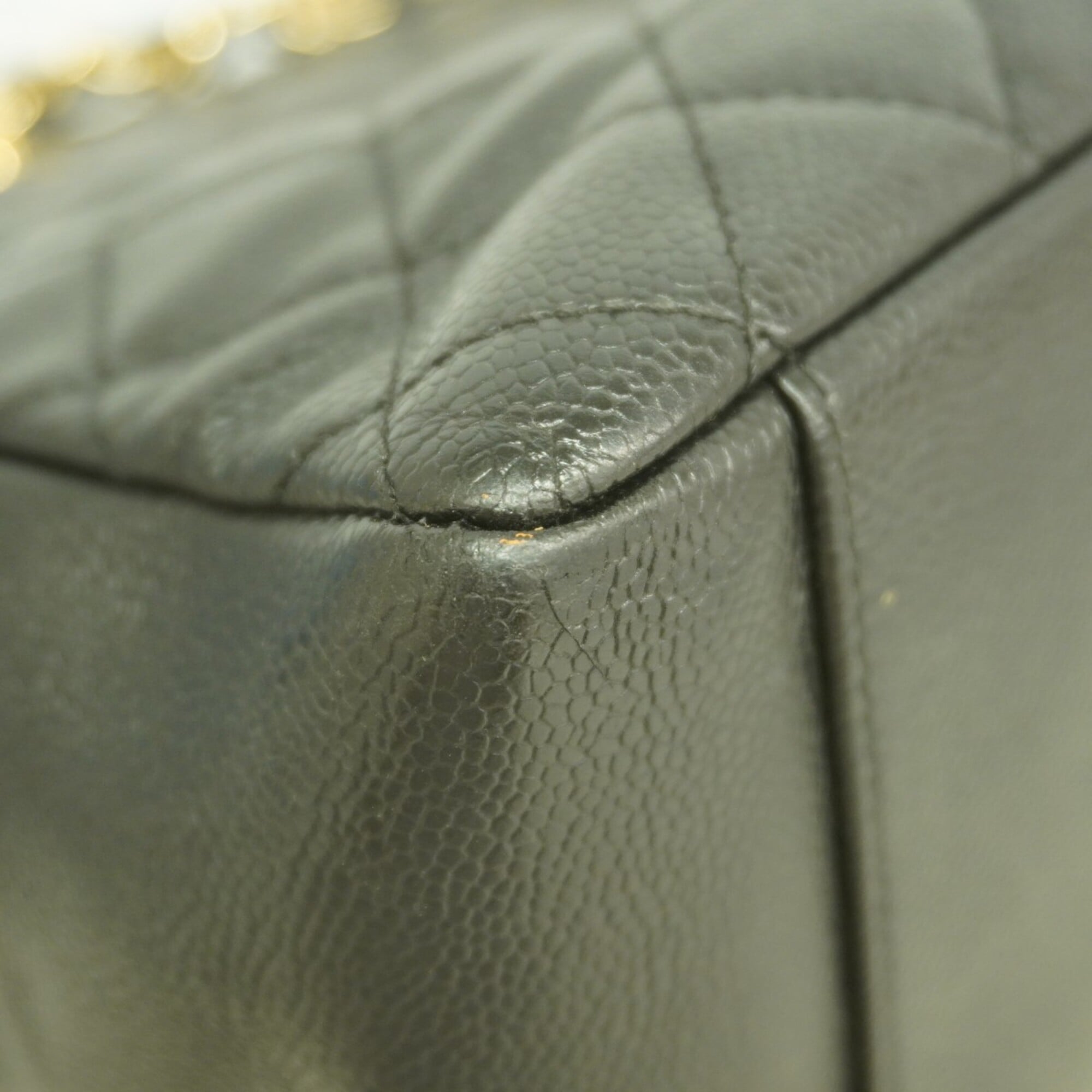 Chanel Black Grained Calfskin Tote Bag (Pre-Owned)