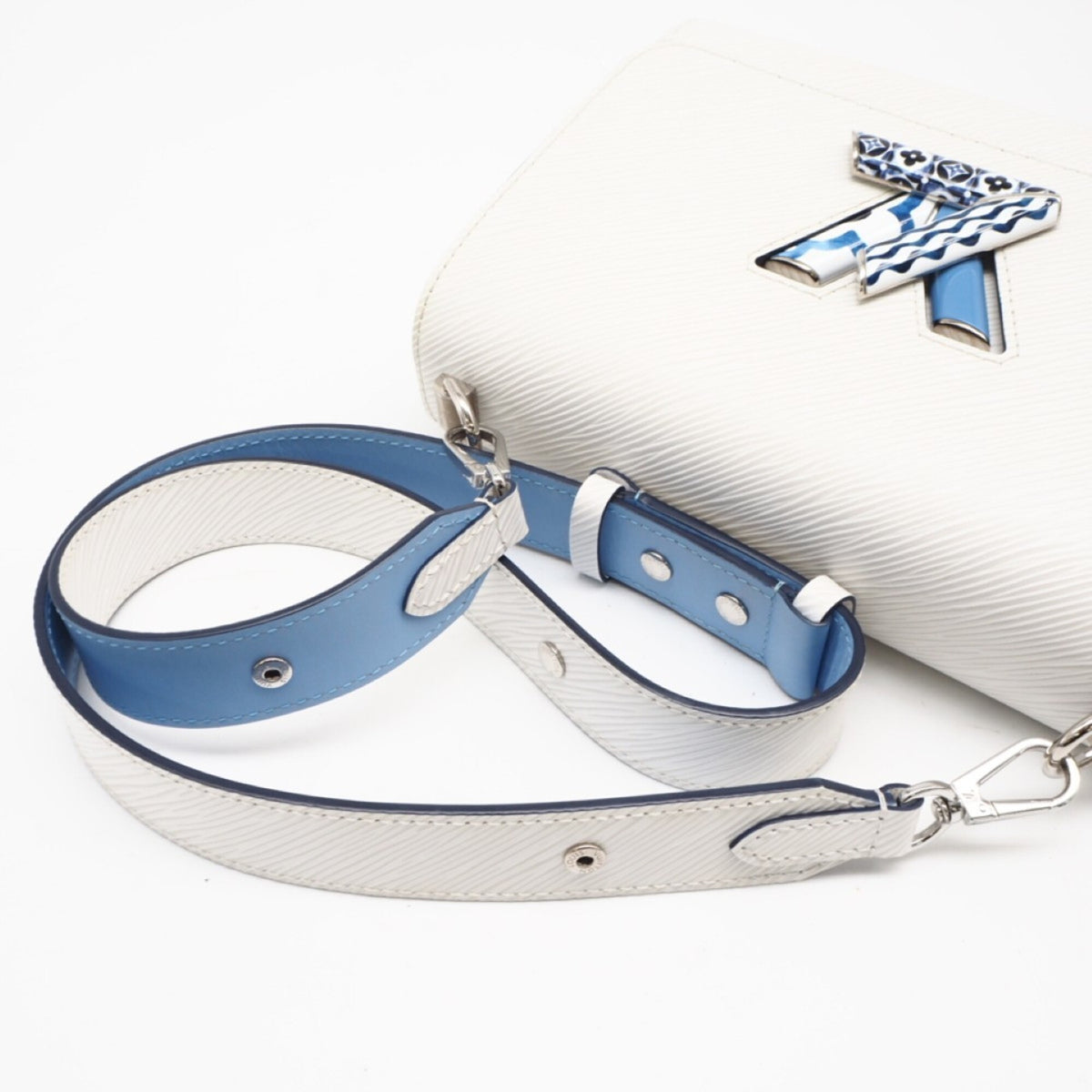 Louis Vuitton Blue White Shoulder Bag (Pre-Owned)