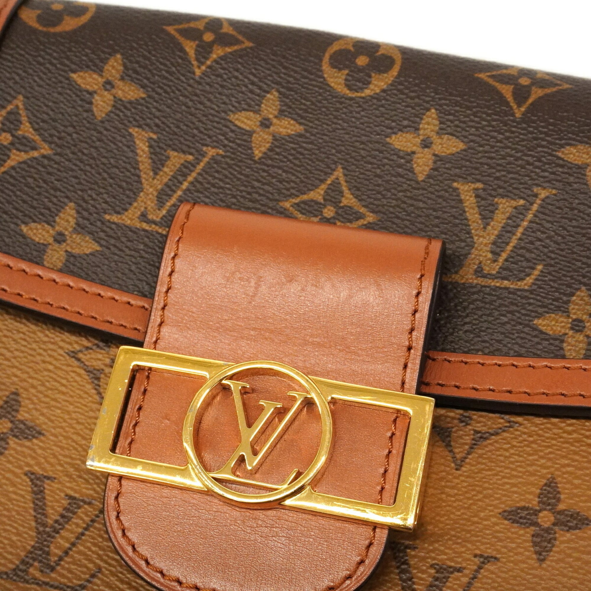 Louis Vuitton Brown Shoulder Bag (Pre-Owned)