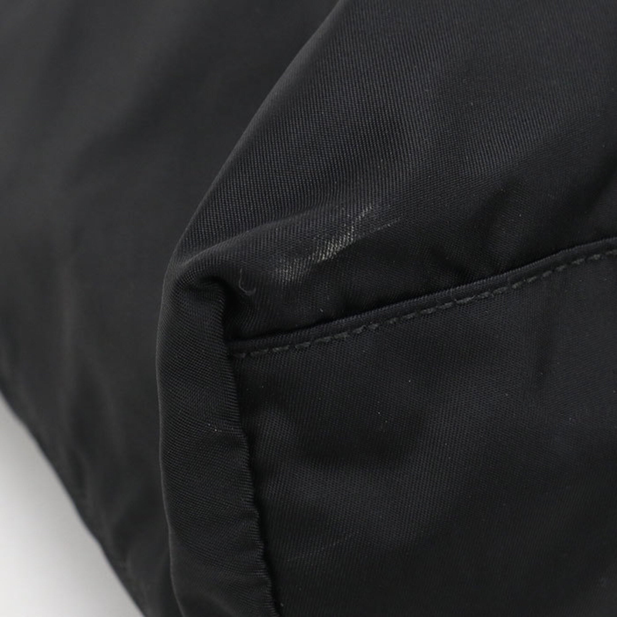 Prada Black Nylon Tote Bag (Pre-Owned)