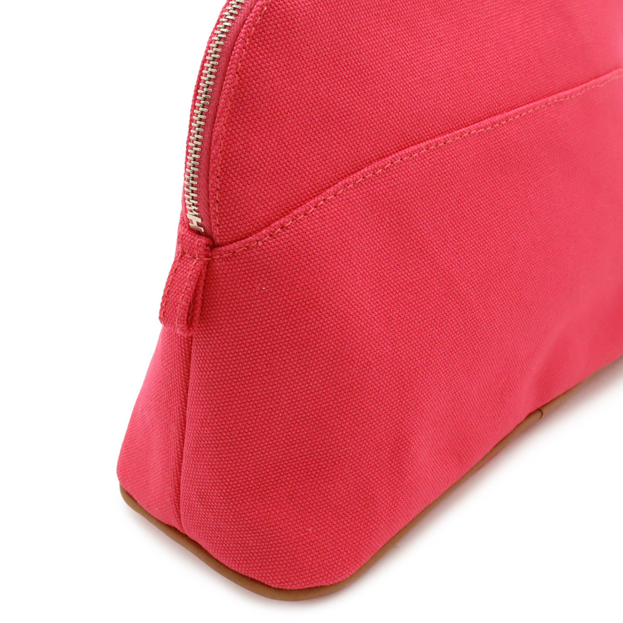 Hermes Fuchsia Canvas Handbag (Pre-Owned)