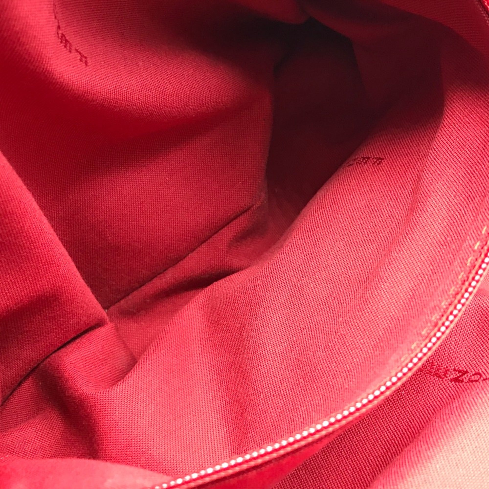 Fendi Red Leather Handbag (Pre-Owned)