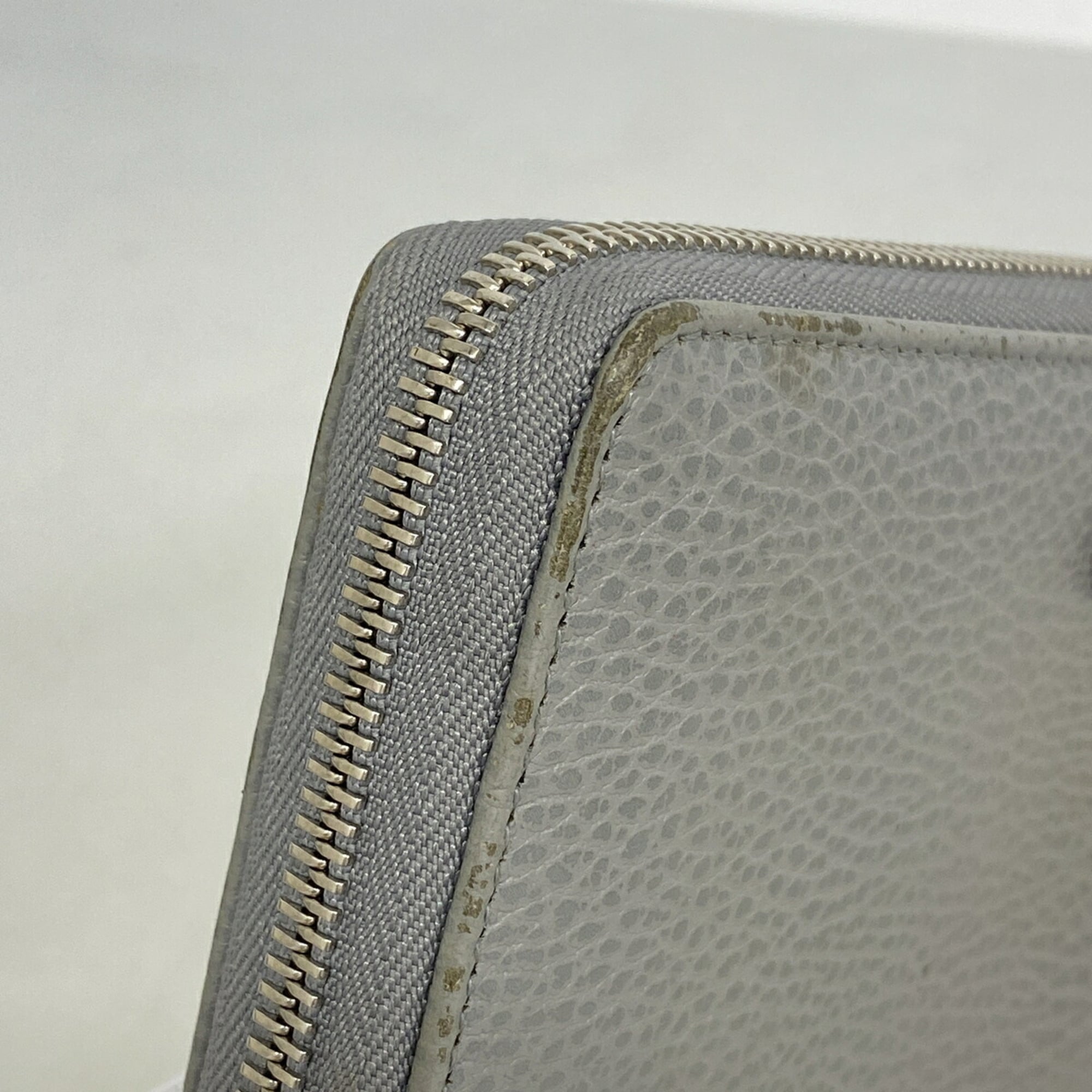 Gucci Gray Leather Long Wallet (Bi-Fold) (Pre-Owned)
