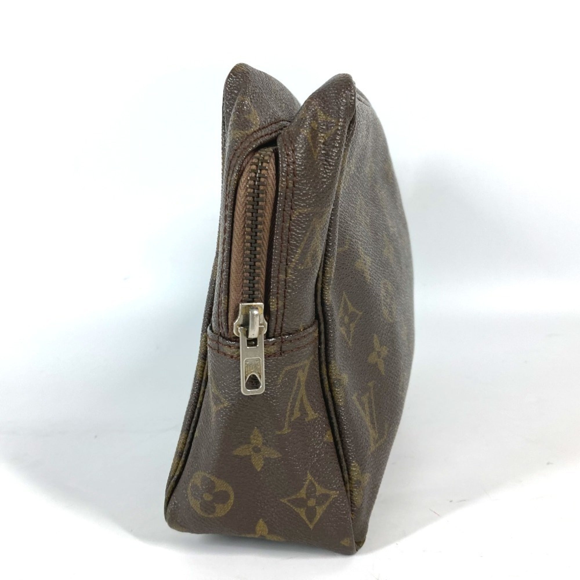 Louis Vuitton Brown Monogram Monogram Pouch (Pre-Owned)