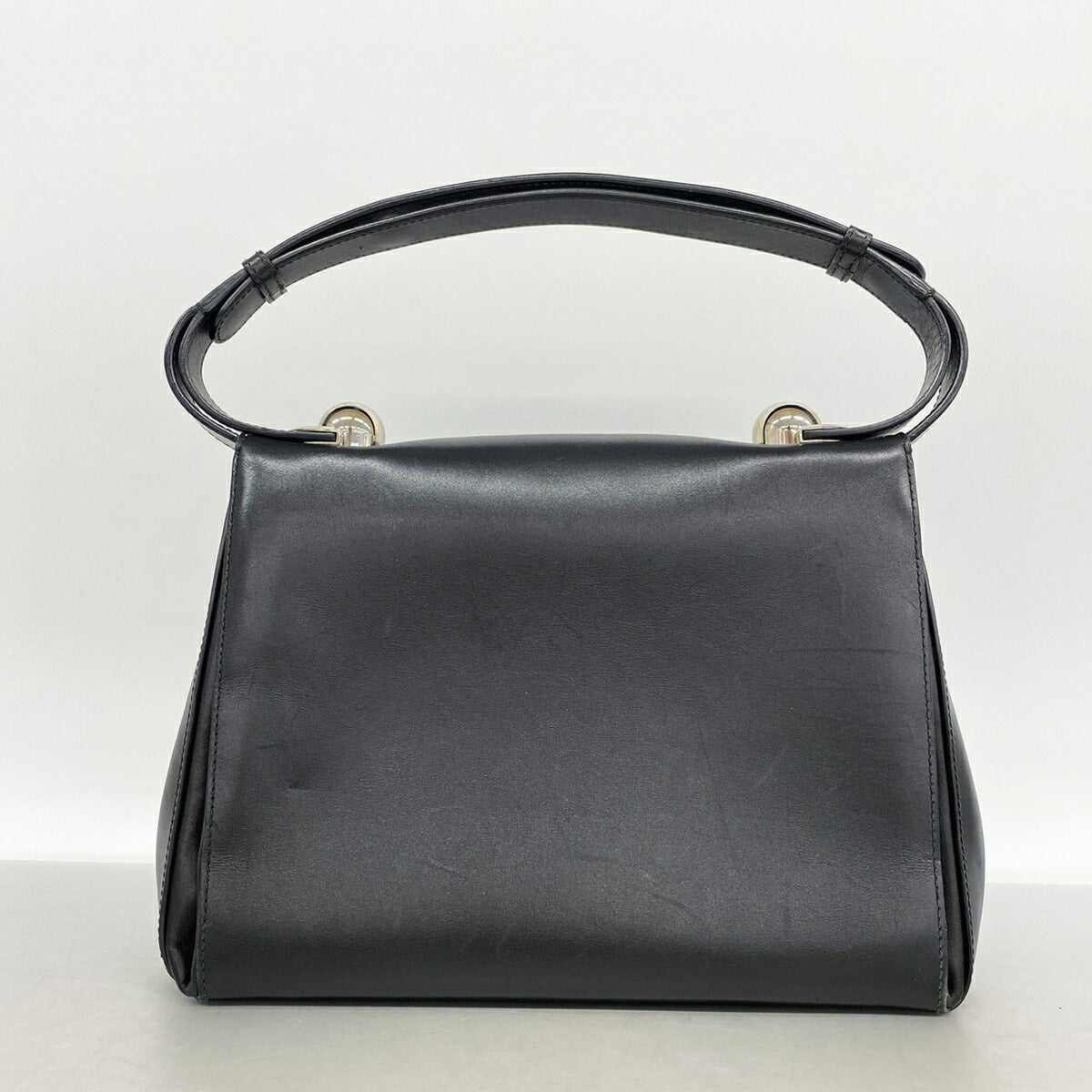 Salvatore Ferragamo Black Leather Handbag (Pre-Owned)