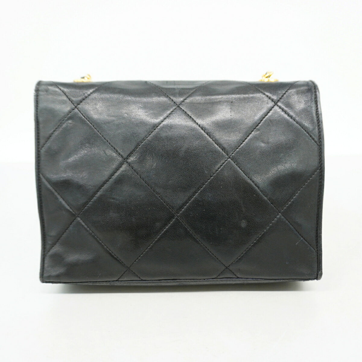 Chanel Black Leather Shoulder Bag (Pre-Owned)