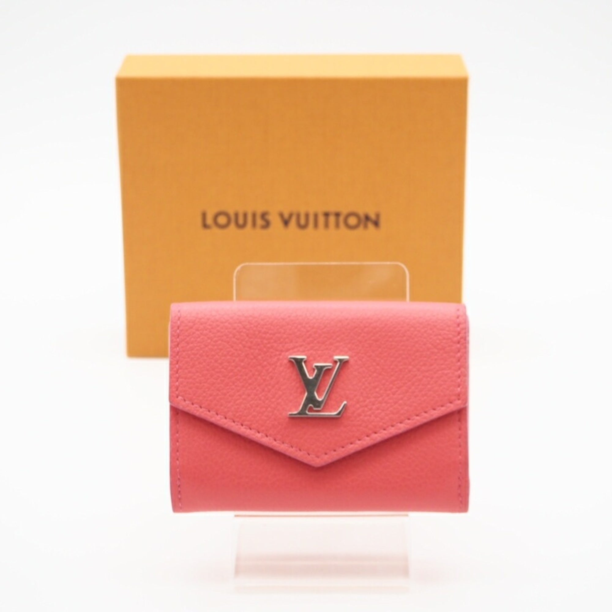 Louis Vuitton Pink Leather Wallet (Tri-Fold) (Pre-Owned)