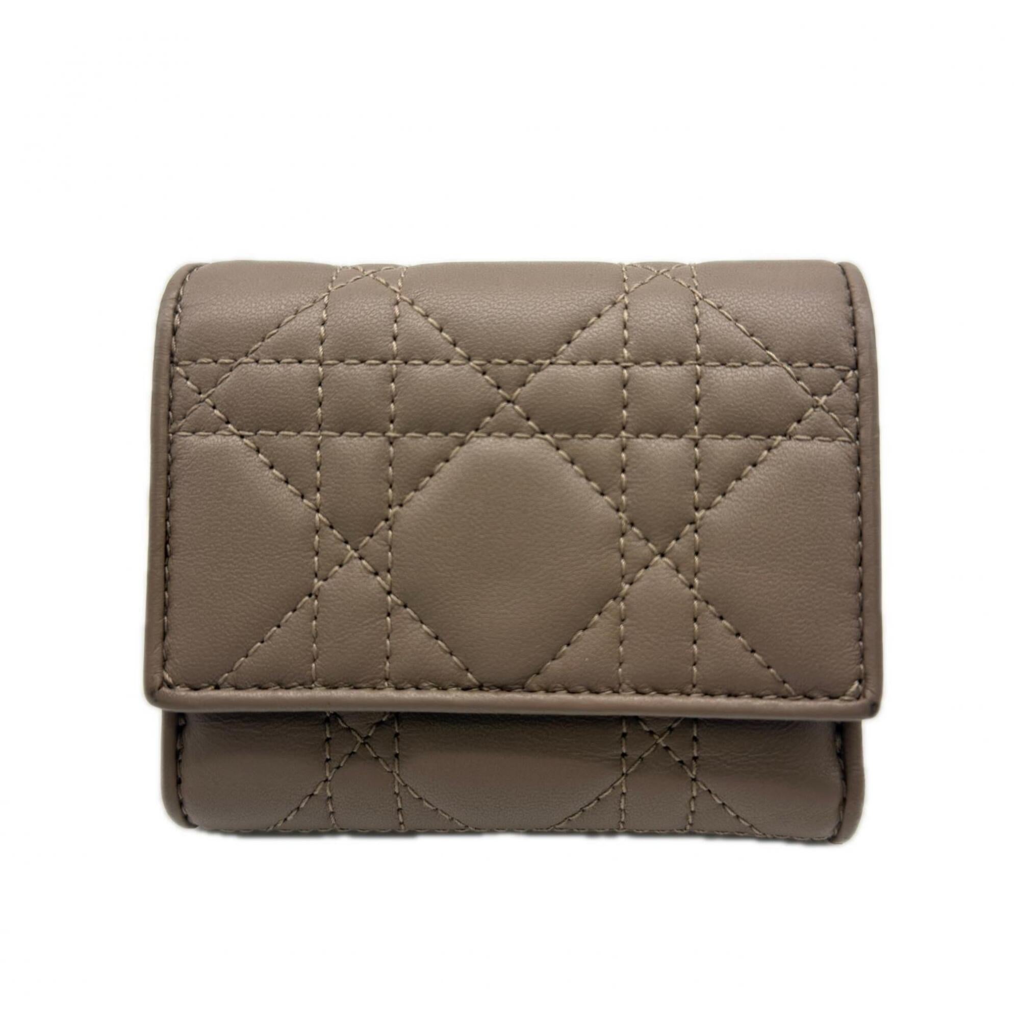 Christian Dior Lady Dior Beige Leather Wallet (Tri-Fold) (Pre-Owned)