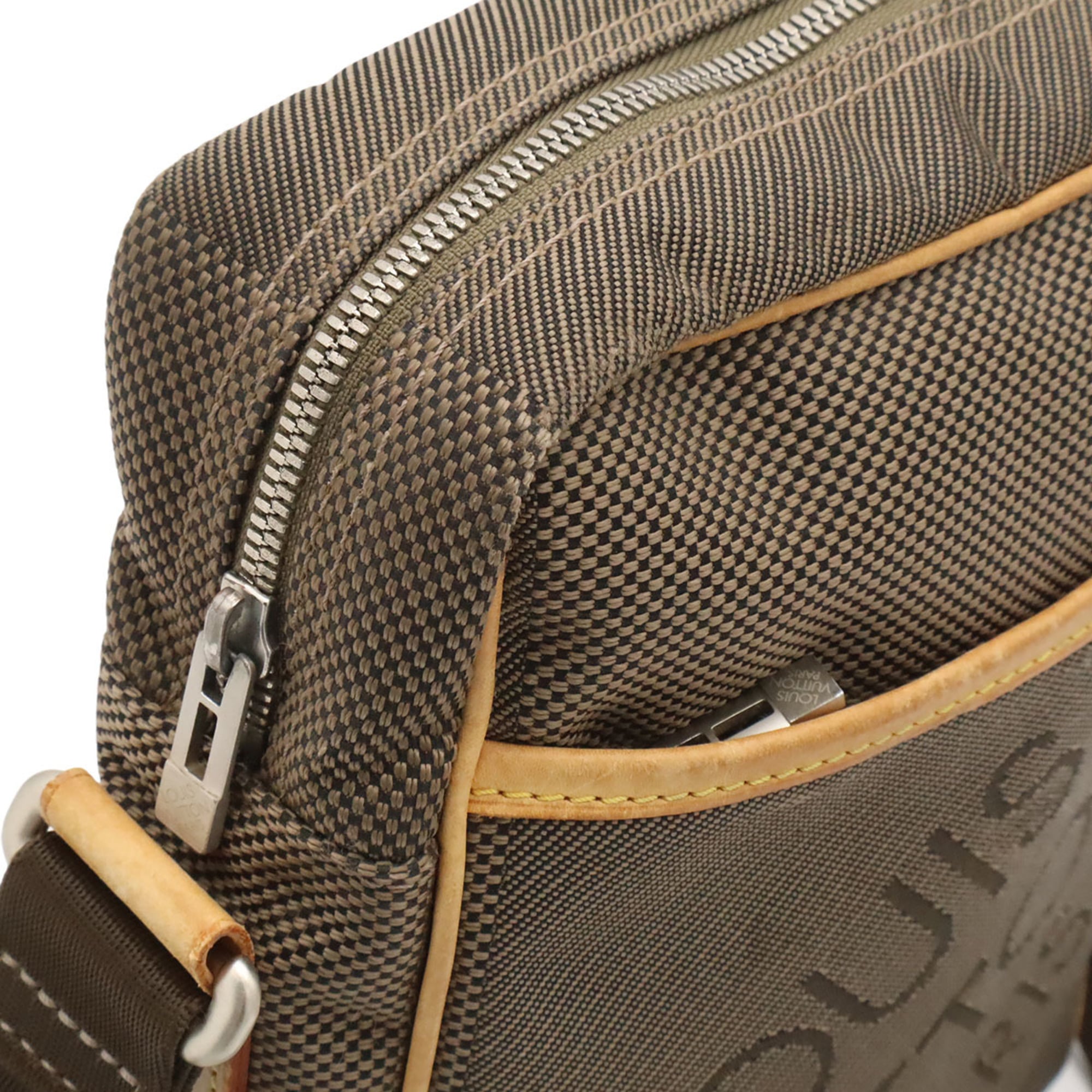 Louis Vuitton Earth Khaki Damier Geant Shoulder Bag (Pre-Owned)