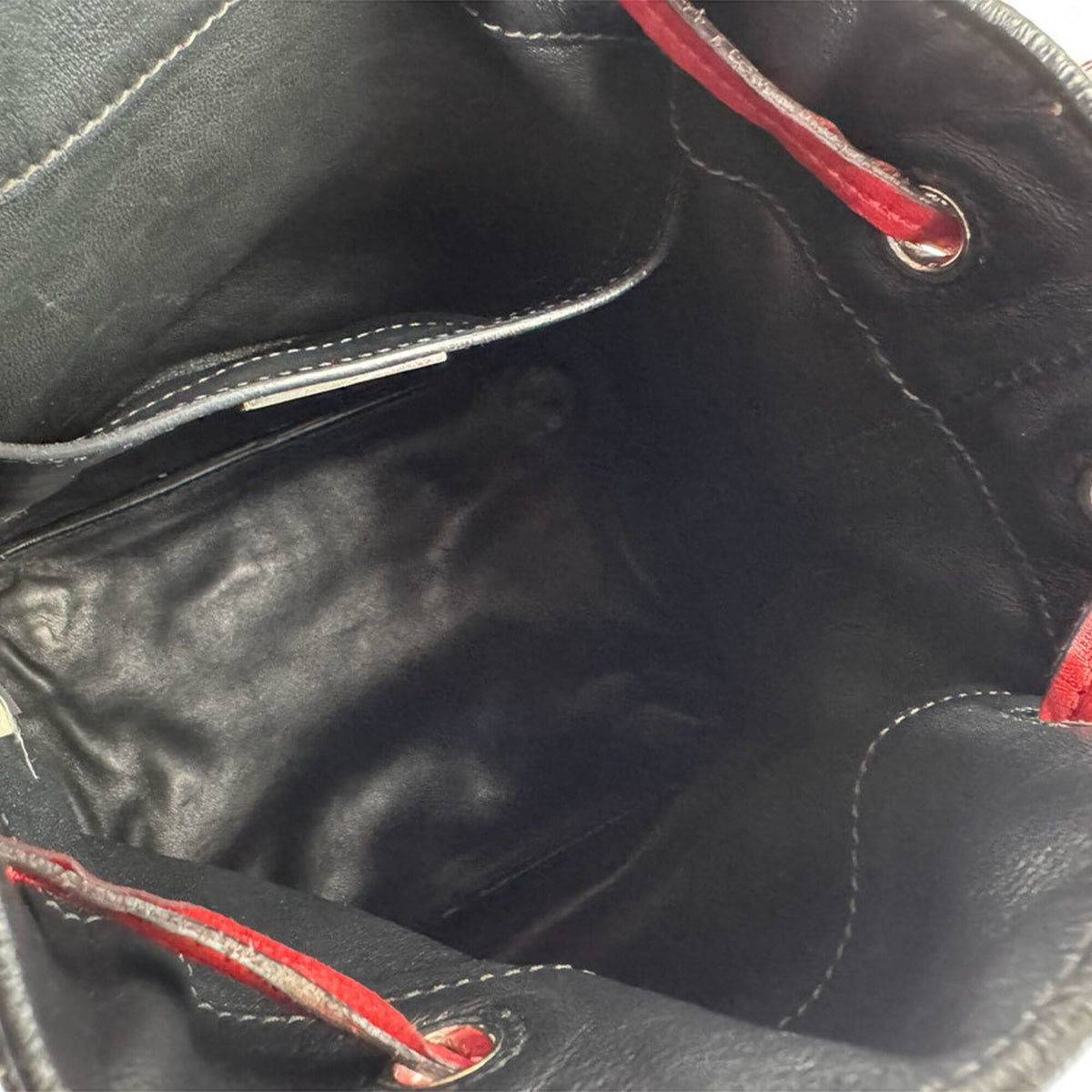 Prada Red Color Leather Shoulder Bag (Pre-Owned)