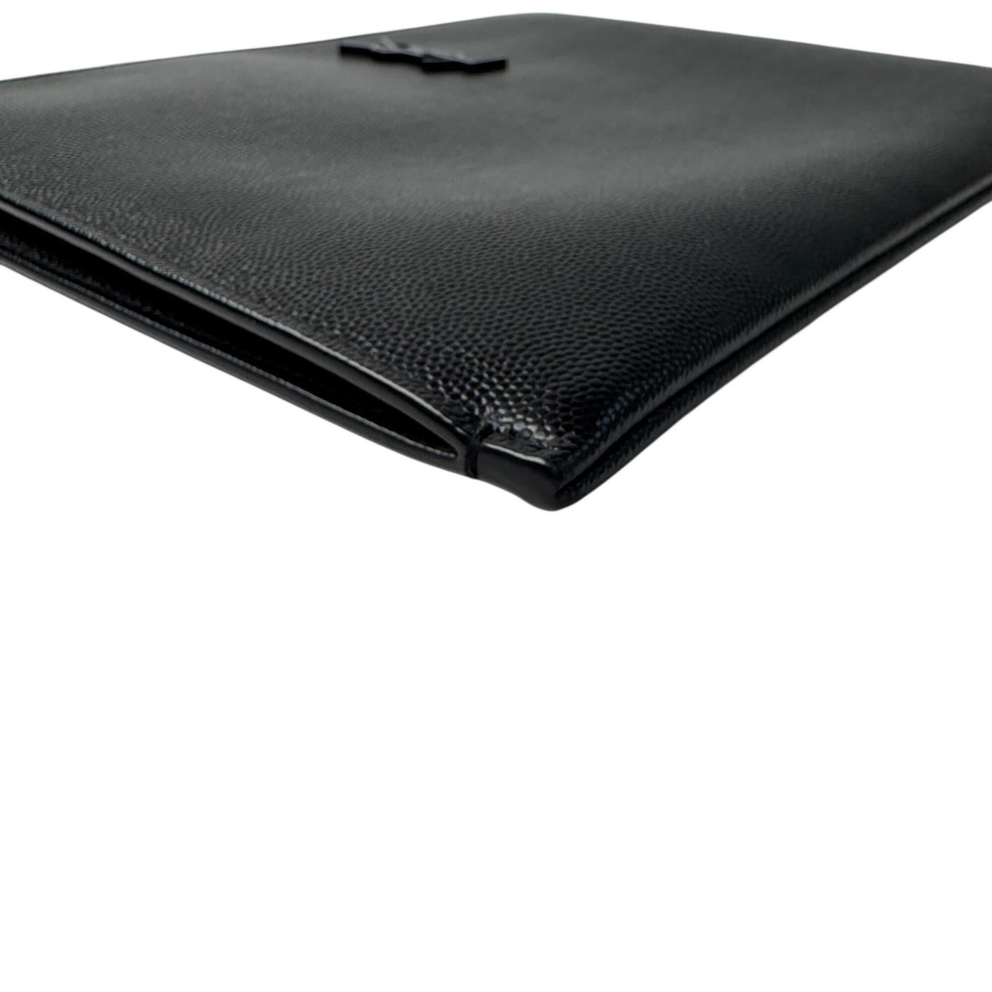 Yves Saint Laurent Black Leather Clutch Bag (Pre-Owned)