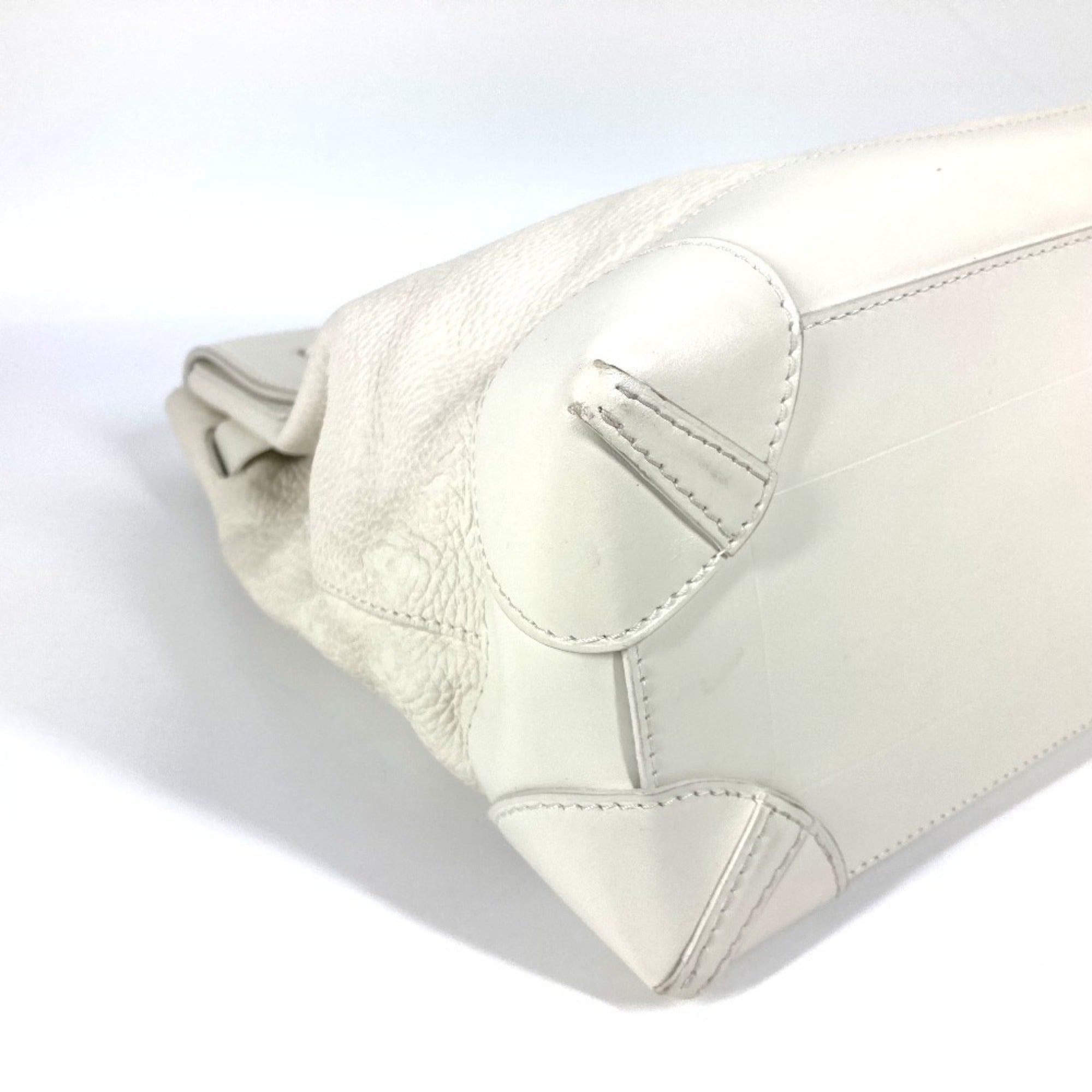Louis Vuitton Blanc White Leather Handbag Shoulder Bag Tote Bag (Pre-Owned)