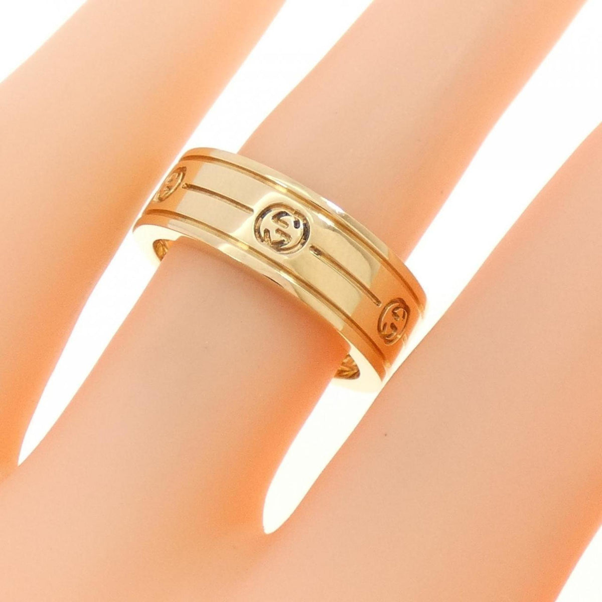 Gucci Yellow Gold (18K) Band Ring (Pre-Owned)